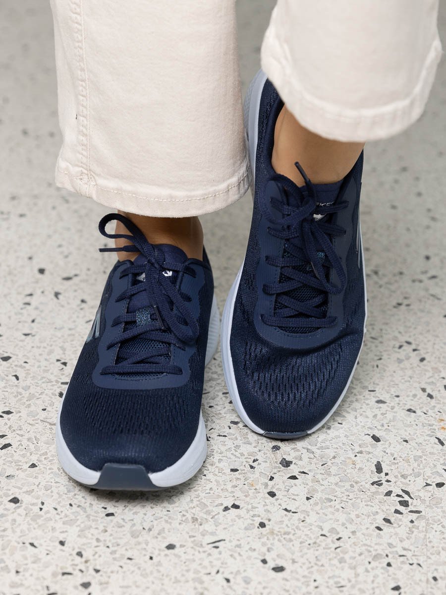 Skechers Go Run Elevate Athletic Navy