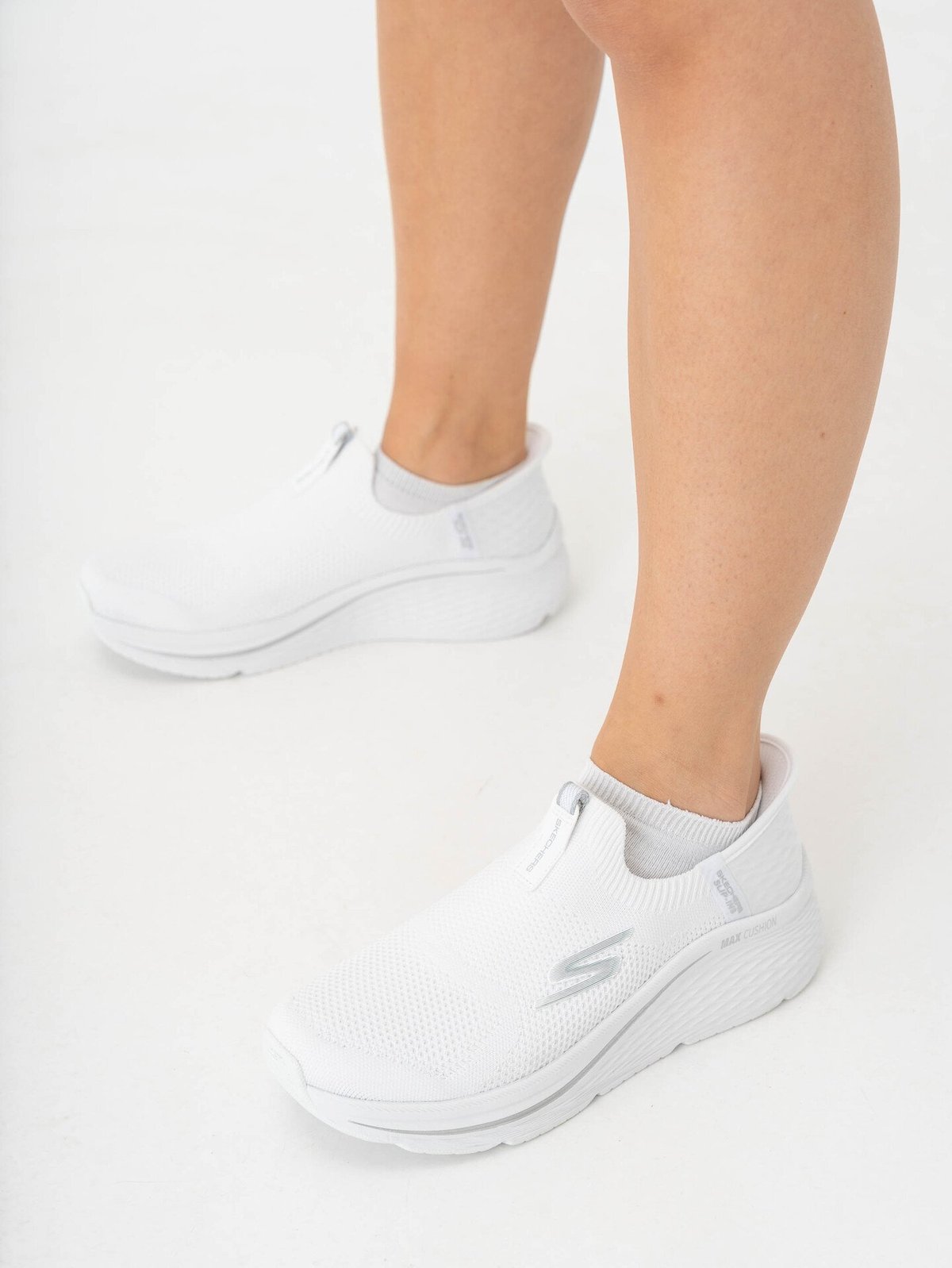 Skechers Max Cushioning Elite Slip-Ins Hvit