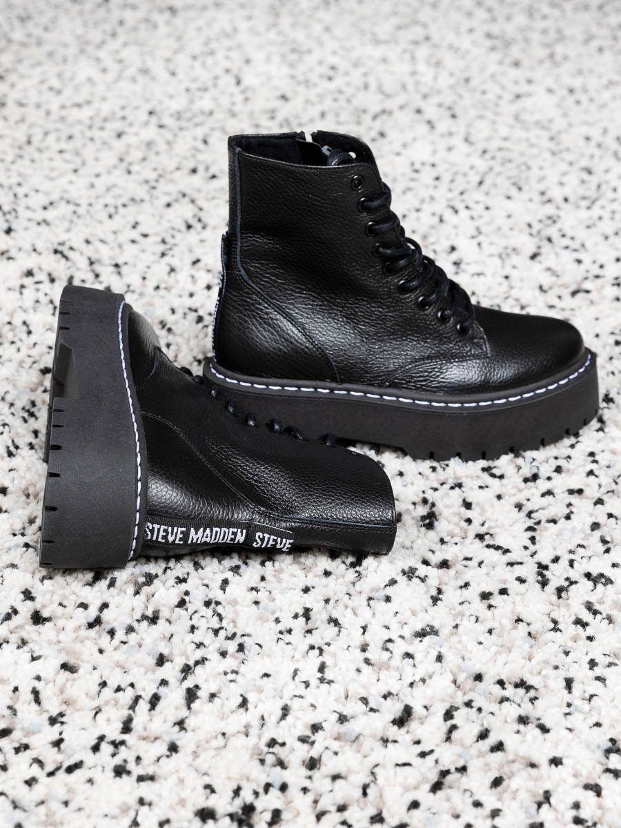 Steve Madden Skylar Black Leather