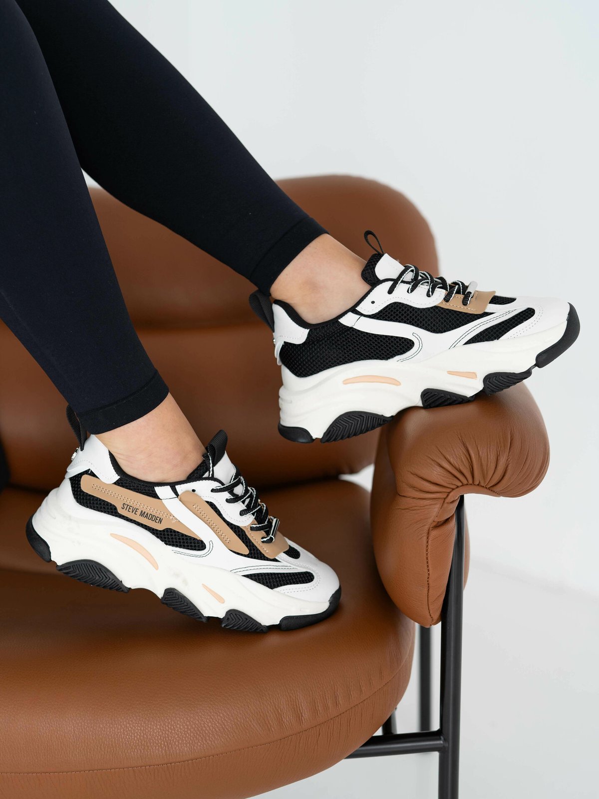 Steve Madden Possession Black/ Tan