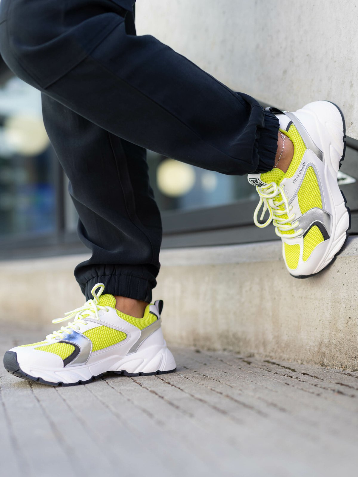 Steve Madden Standout Neon/Lime