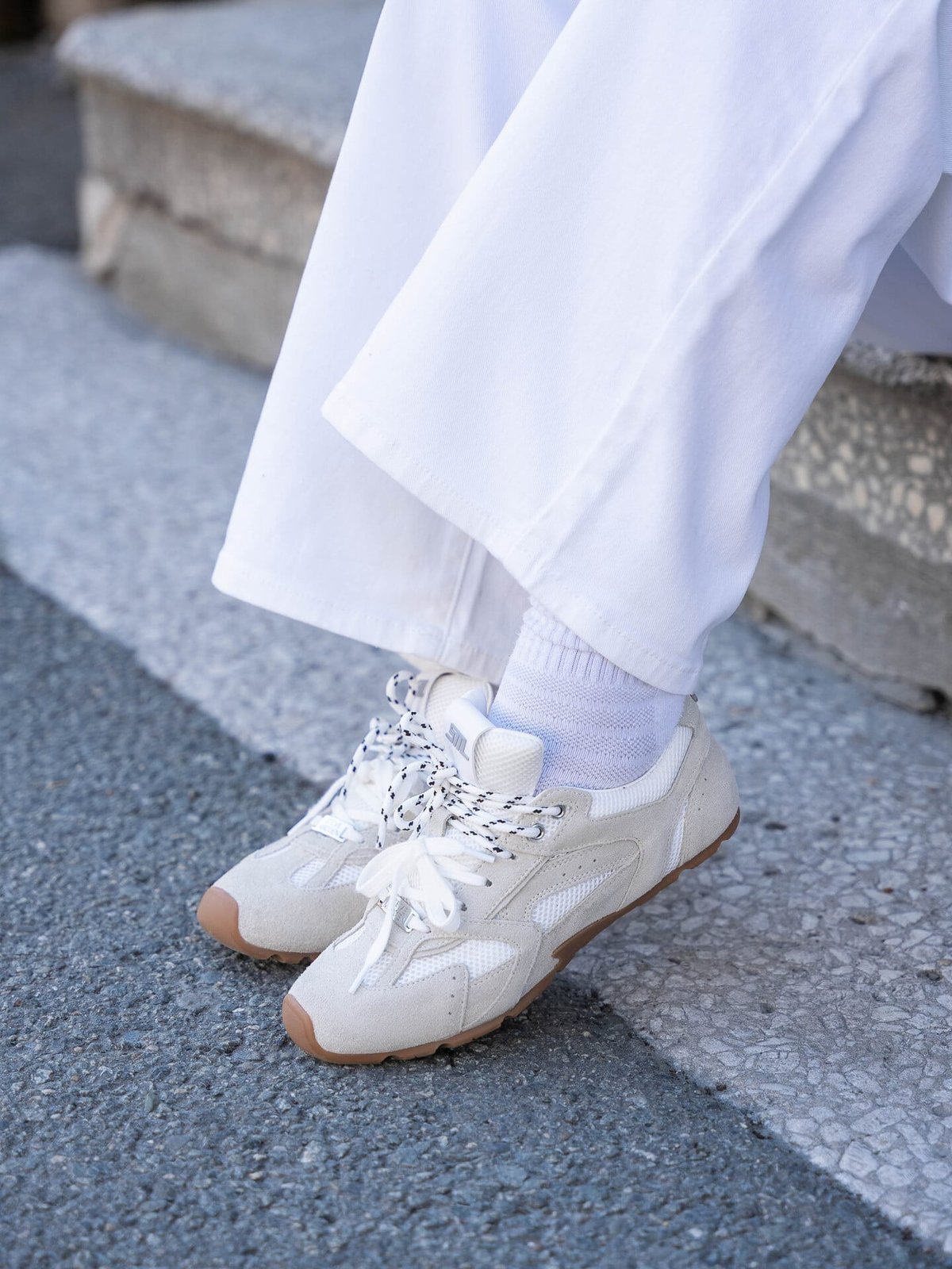 Steve Madden Asiel White Suede