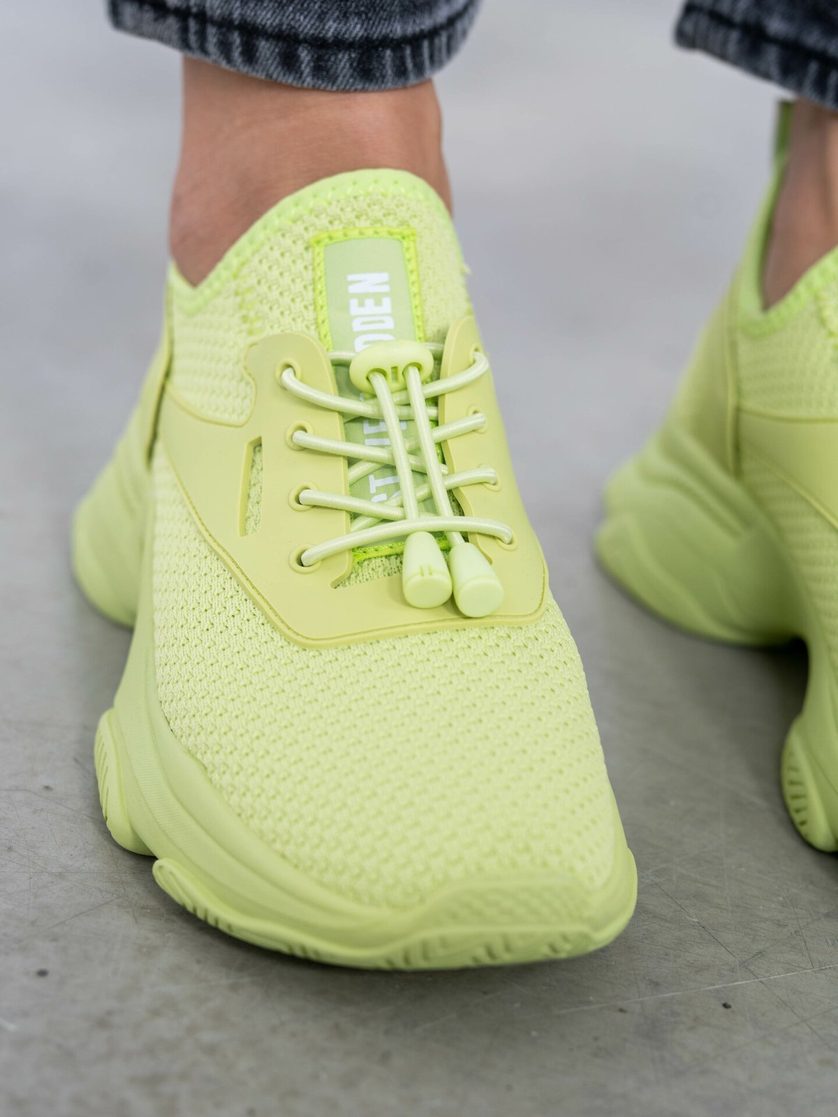 Steve Madden Match-E Sneaker Soft Lime