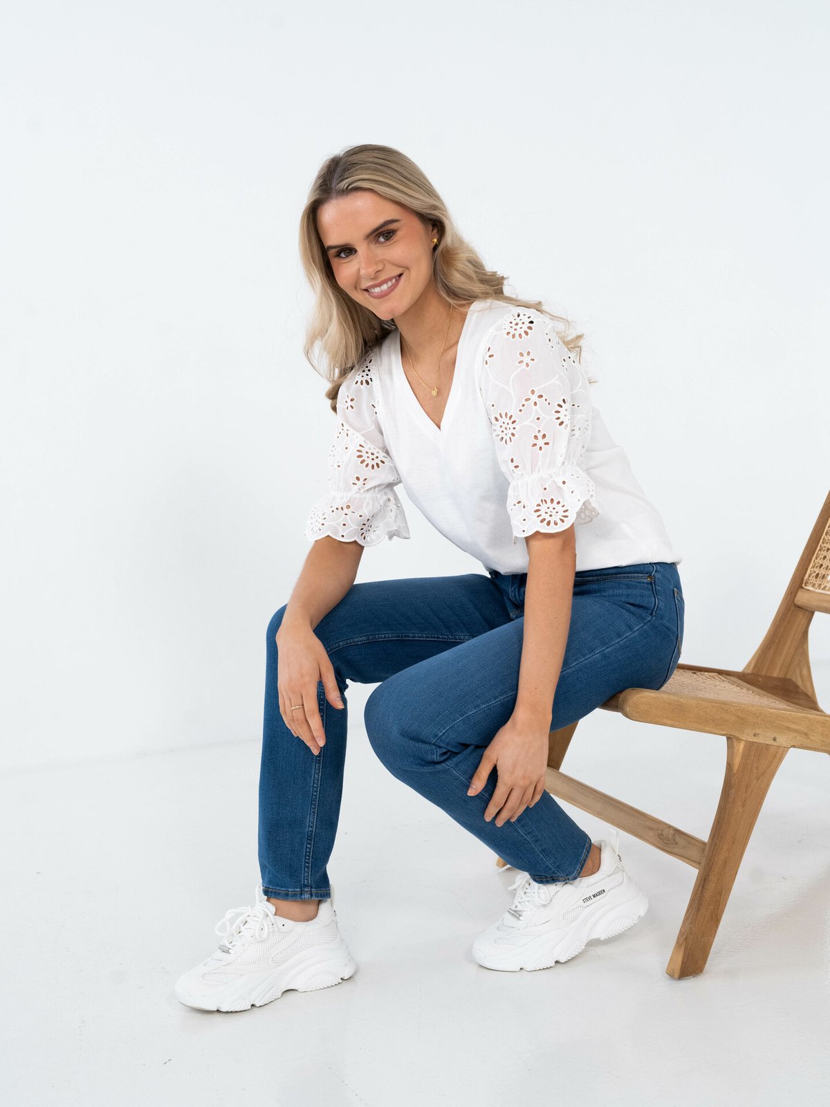 Steve Madden Possession-E White