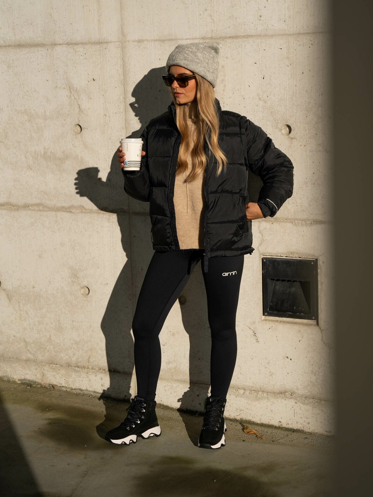 Sorel Kinetic Impact Conquest Sneaker Boot Black / Sea Salt