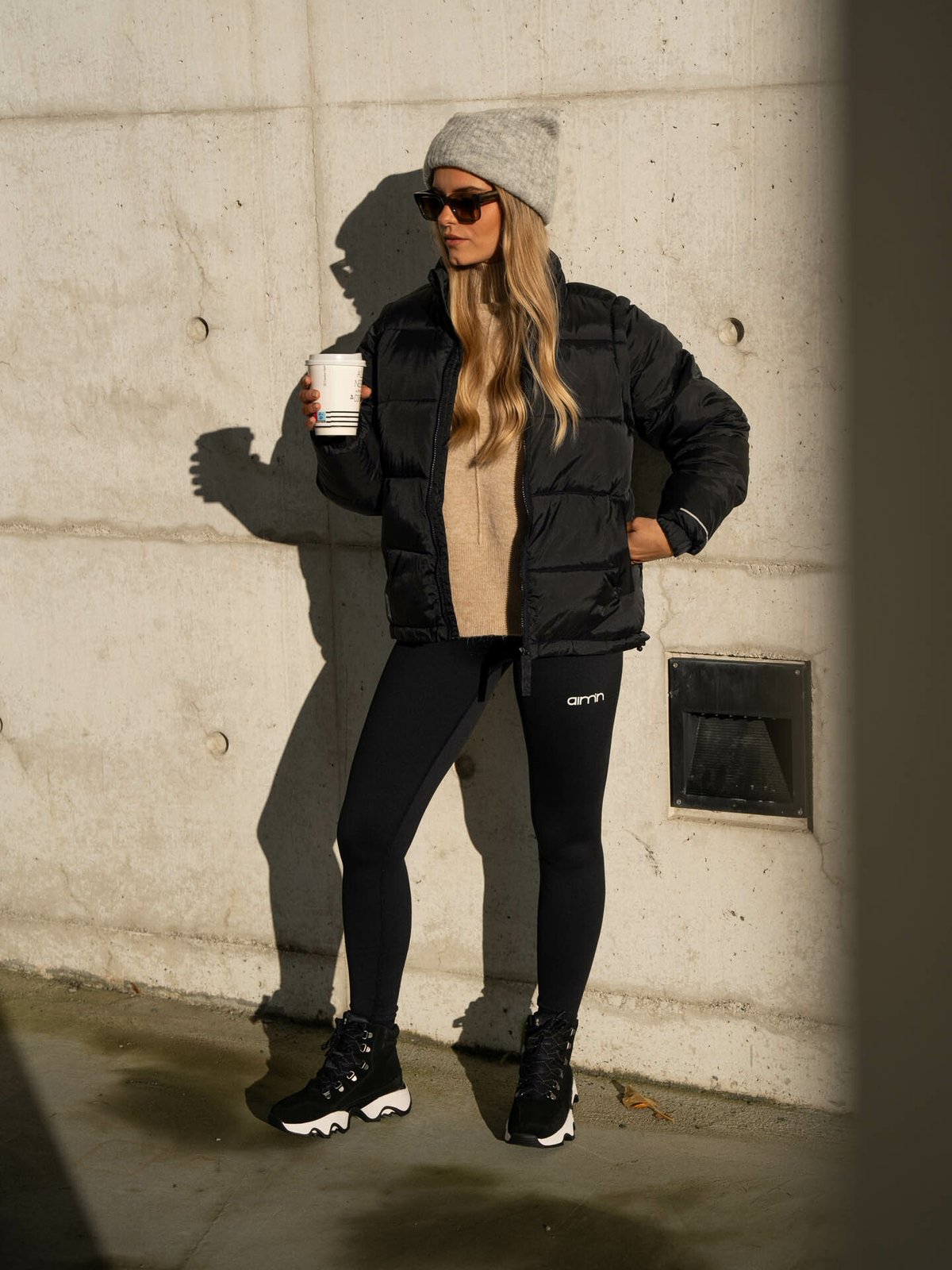 Sorel Kinetic Impact Conquest Sneaker Boot Black / Sea Salt