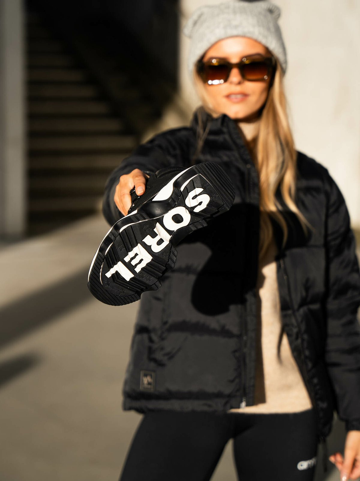 Sorel Kinetic Impact Conquest Sneaker Boot Black / Sea Salt