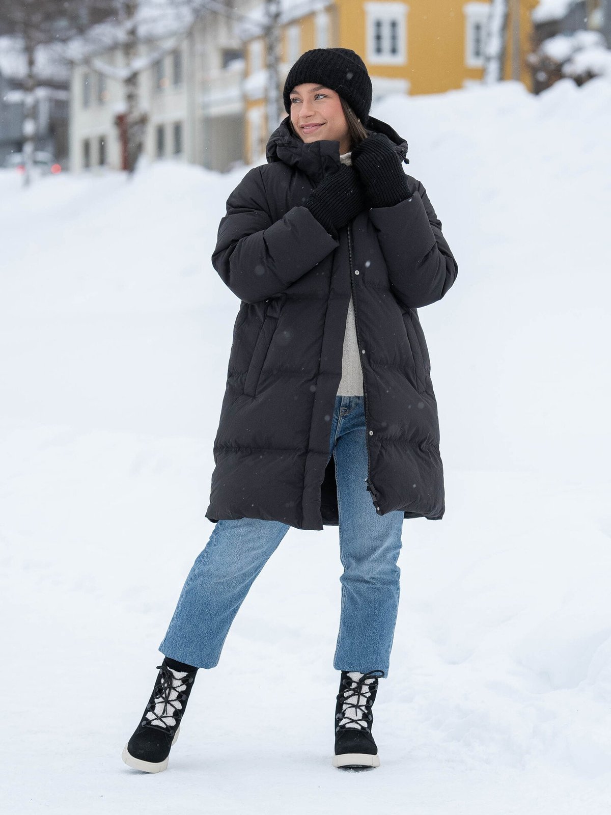 Sorel Explorer III Joan Cosy Waterproof Boots Black, Chalk