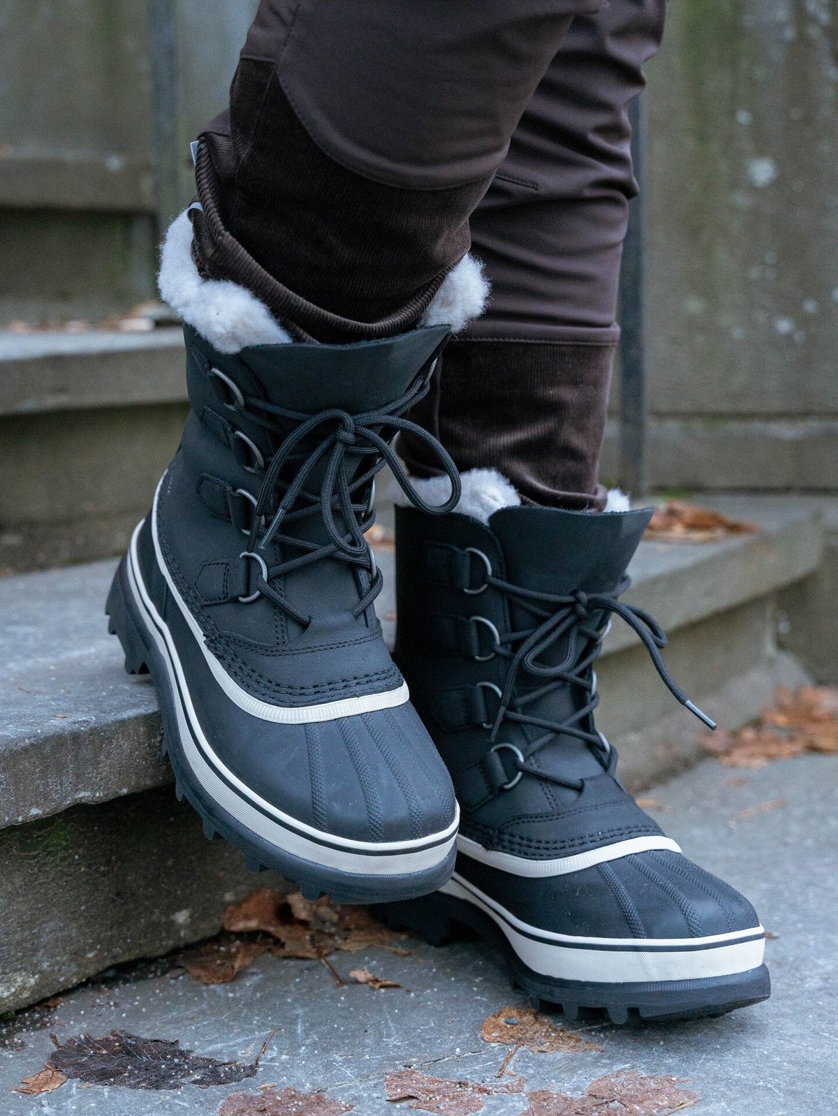 Sorel Torino™ V Waterproof Snow Boots Black / Fawn