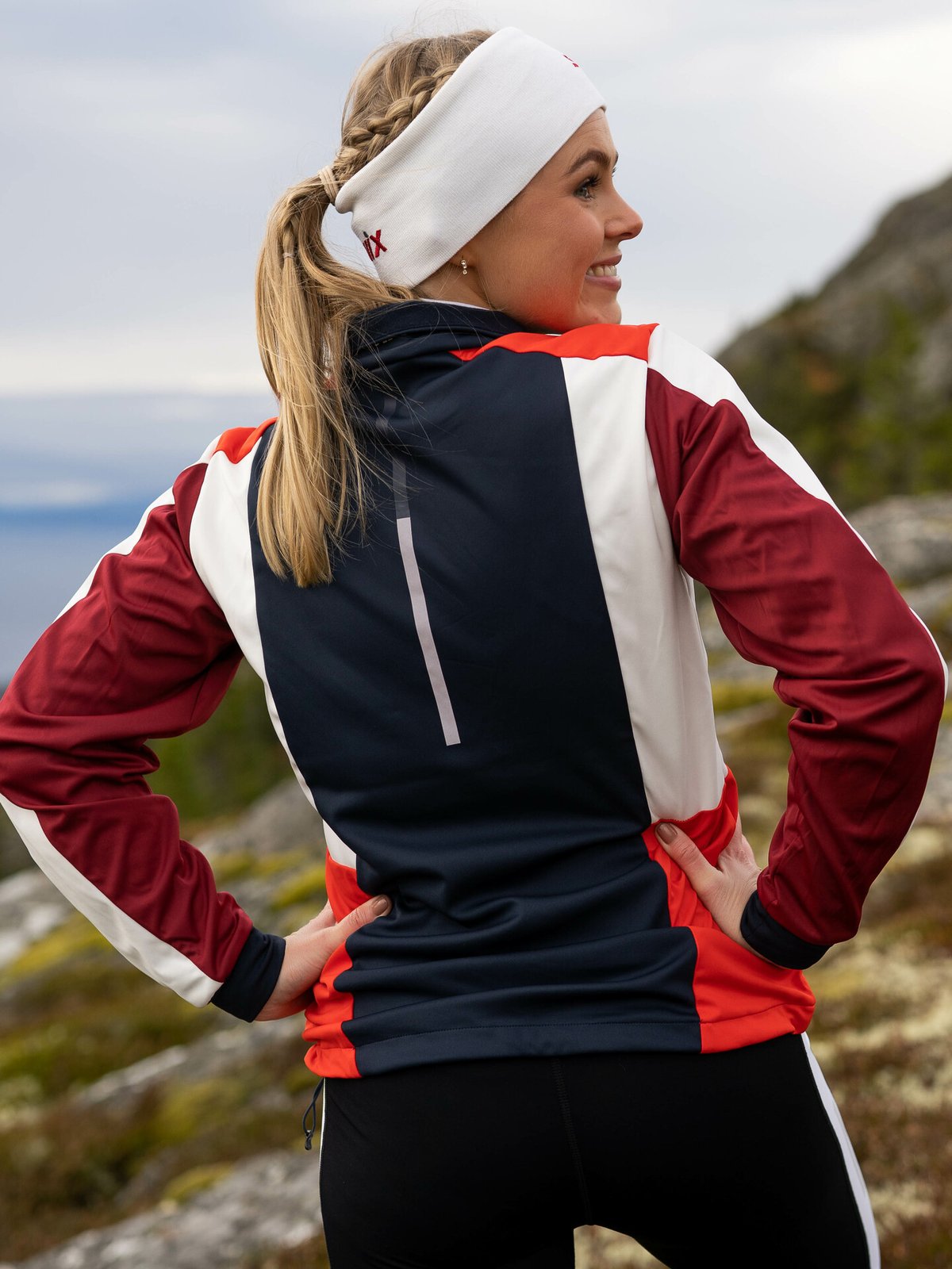 Swix Cross jacket Dark navy/ Rhubarb red