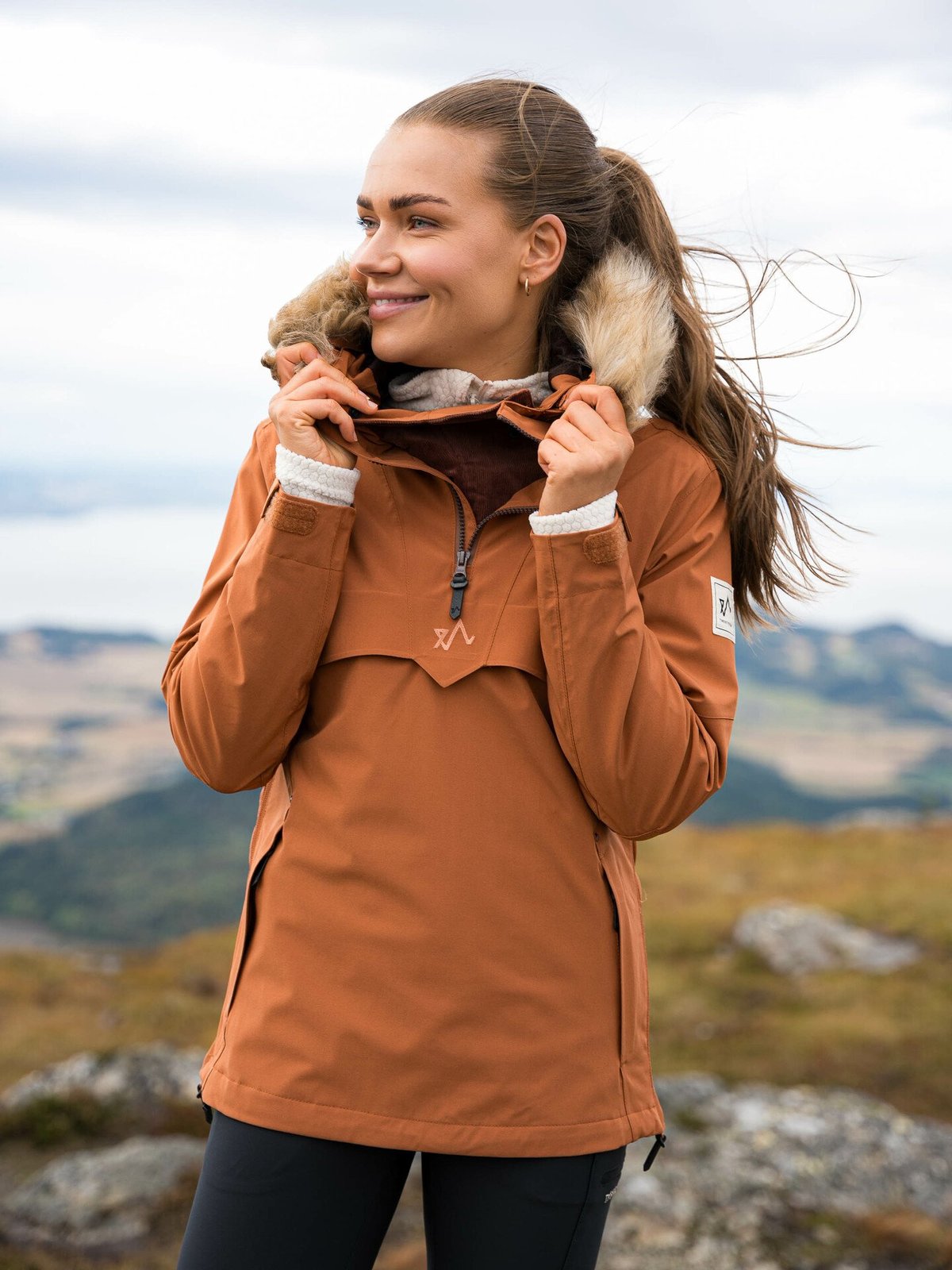 Twentyfour Finse 2.0 2-Lags Anorakk Cognac