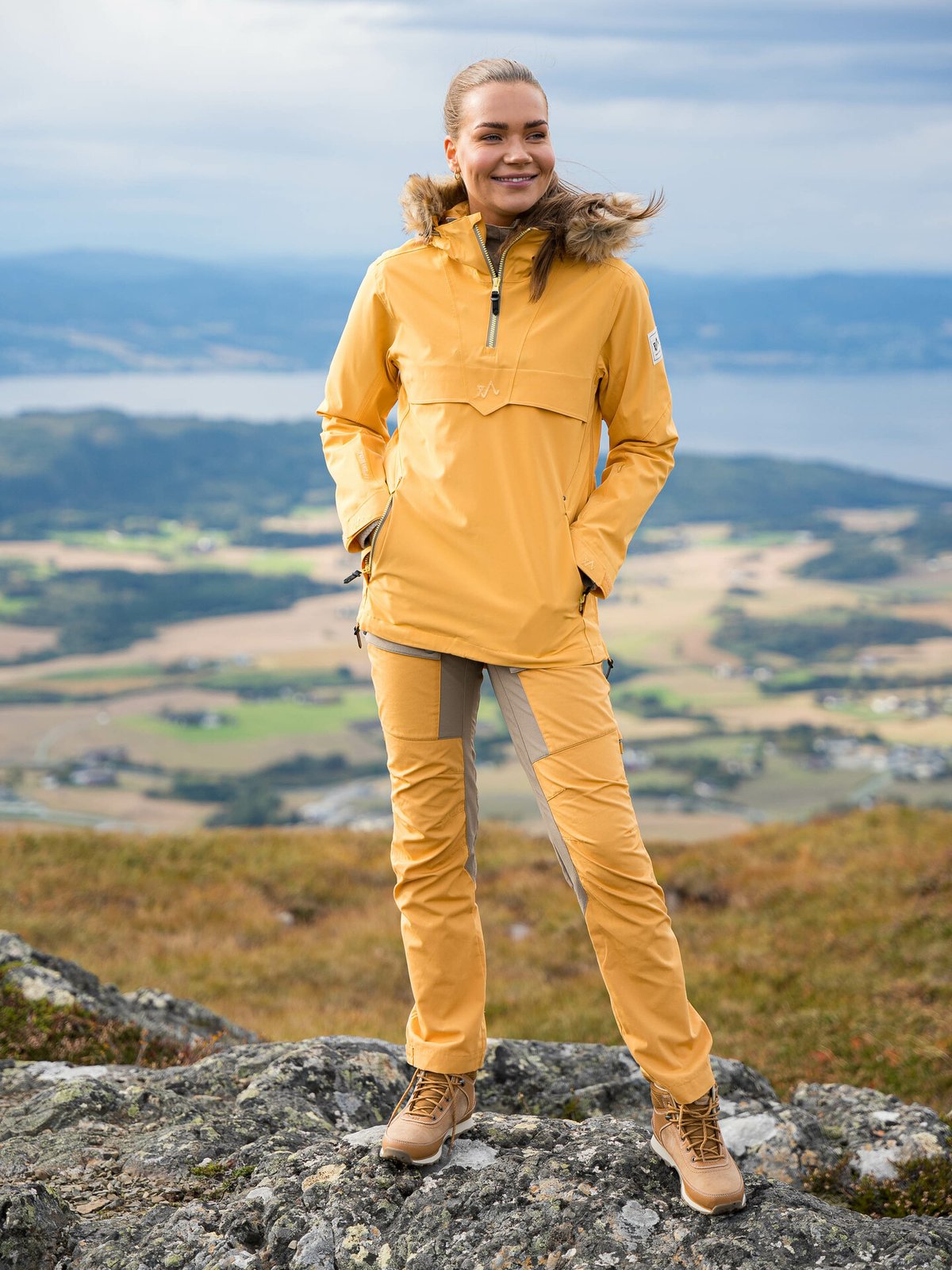 Twentyfour Finse 2.0 2-Lags Anorakk Støvgul