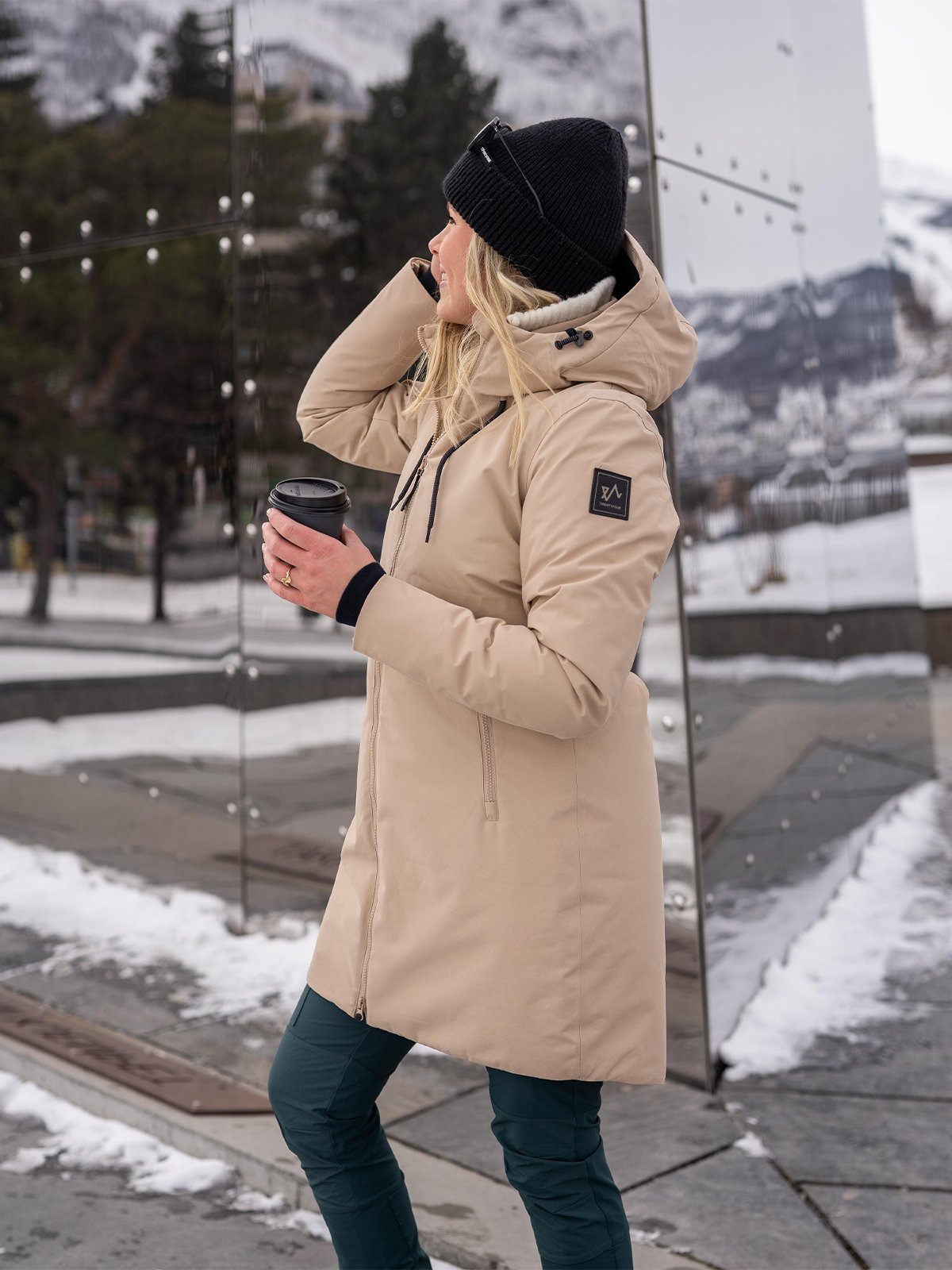 Twentyfour Mellow Vattert Parkas Sand - Get Inspired Exclusive Collection