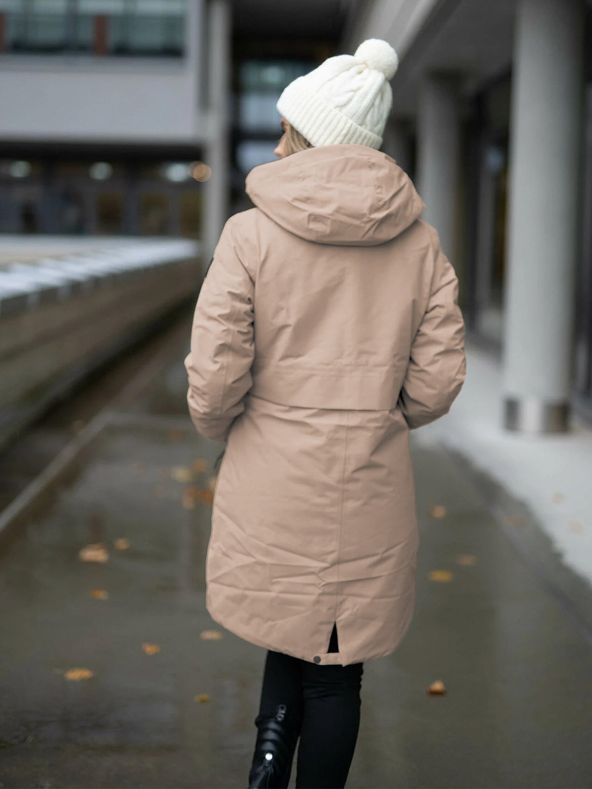 Twentyfour Mellow Vattert Parkas Sand - Get Inspired Exclusive Collection