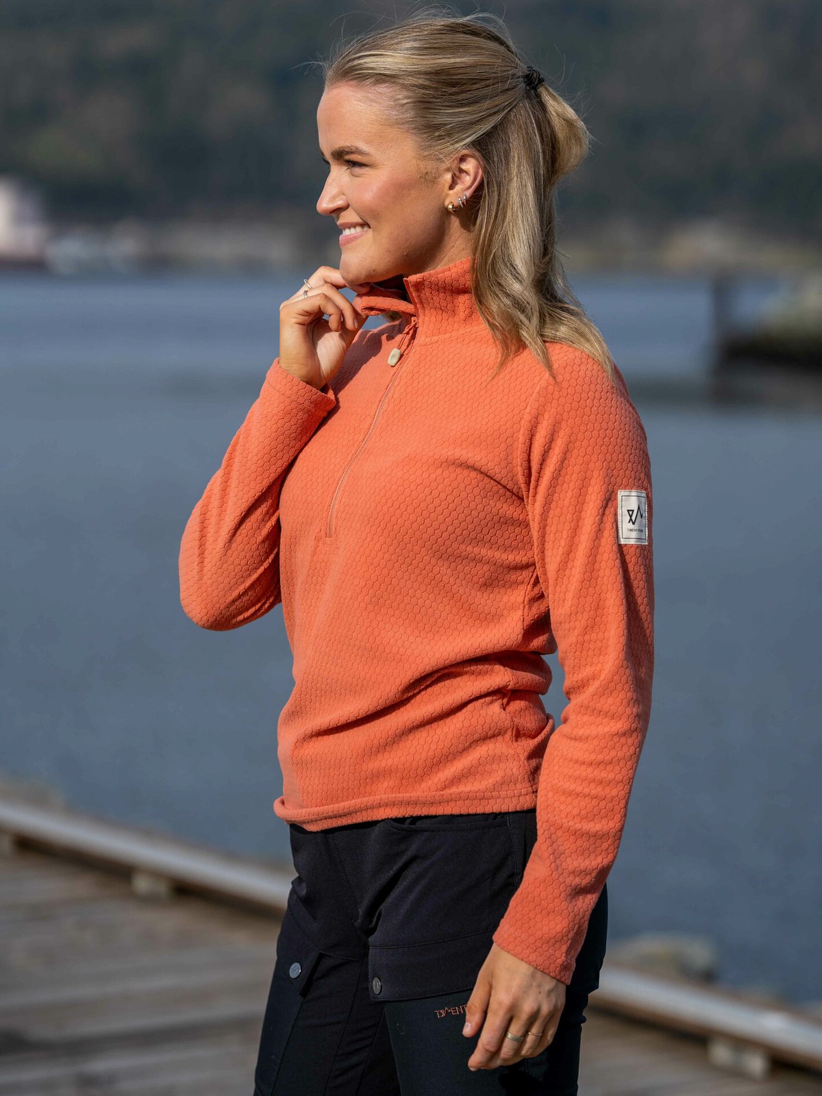 Twentyfour Finse Half Zip Fleece Aprikos - Get Inspired Exclusive Collection