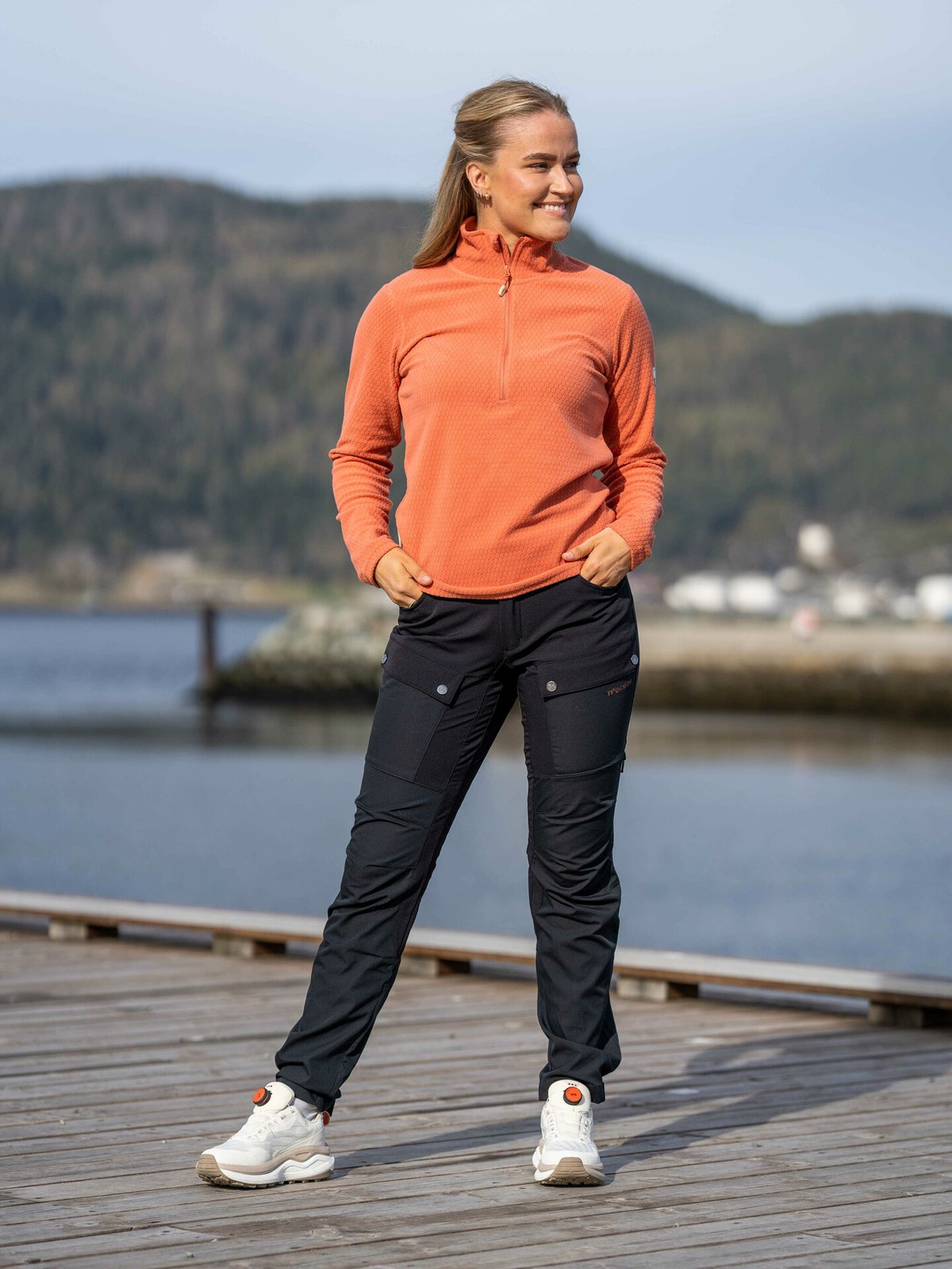 Twentyfour Finse Half Zip Fleece Aprikos - Get Inspired Exclusive Collection