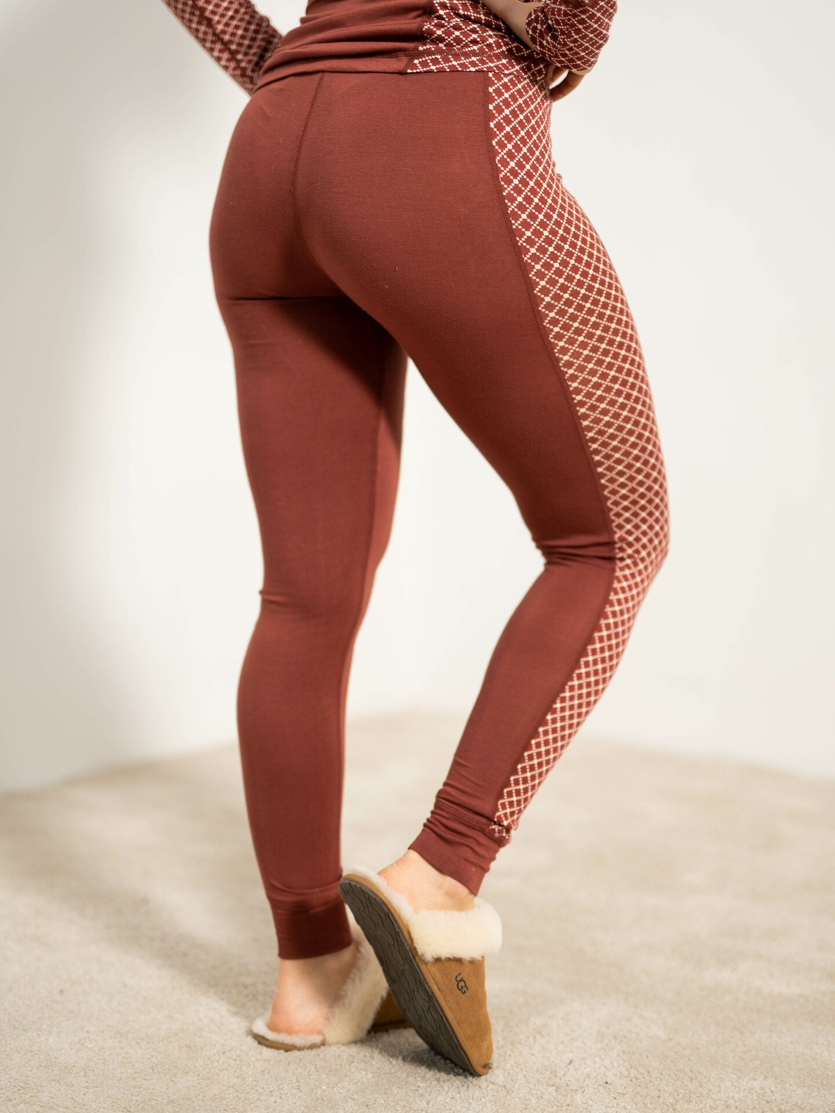 Twentyfour Twentyfour x GI Baselayer Rødbrun - Get Inspired Exclusive Collection