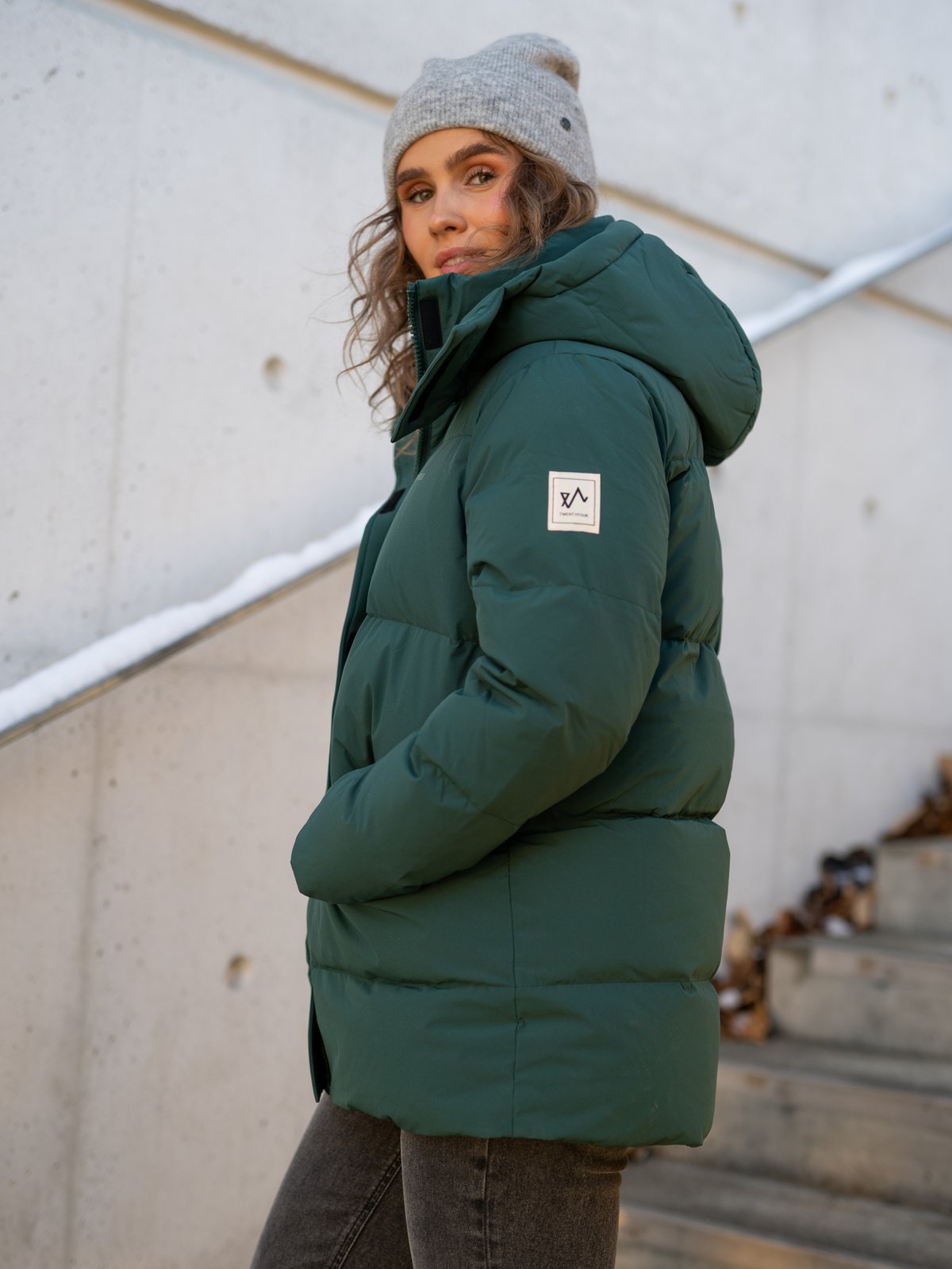 Twentyfour Finse Una Dunjakke Dyp Grønn - Get Inspired Exclusive Collection