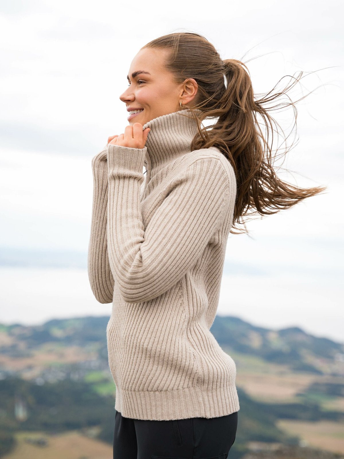 Twentyfour Finse Una Knit Sweater Beige