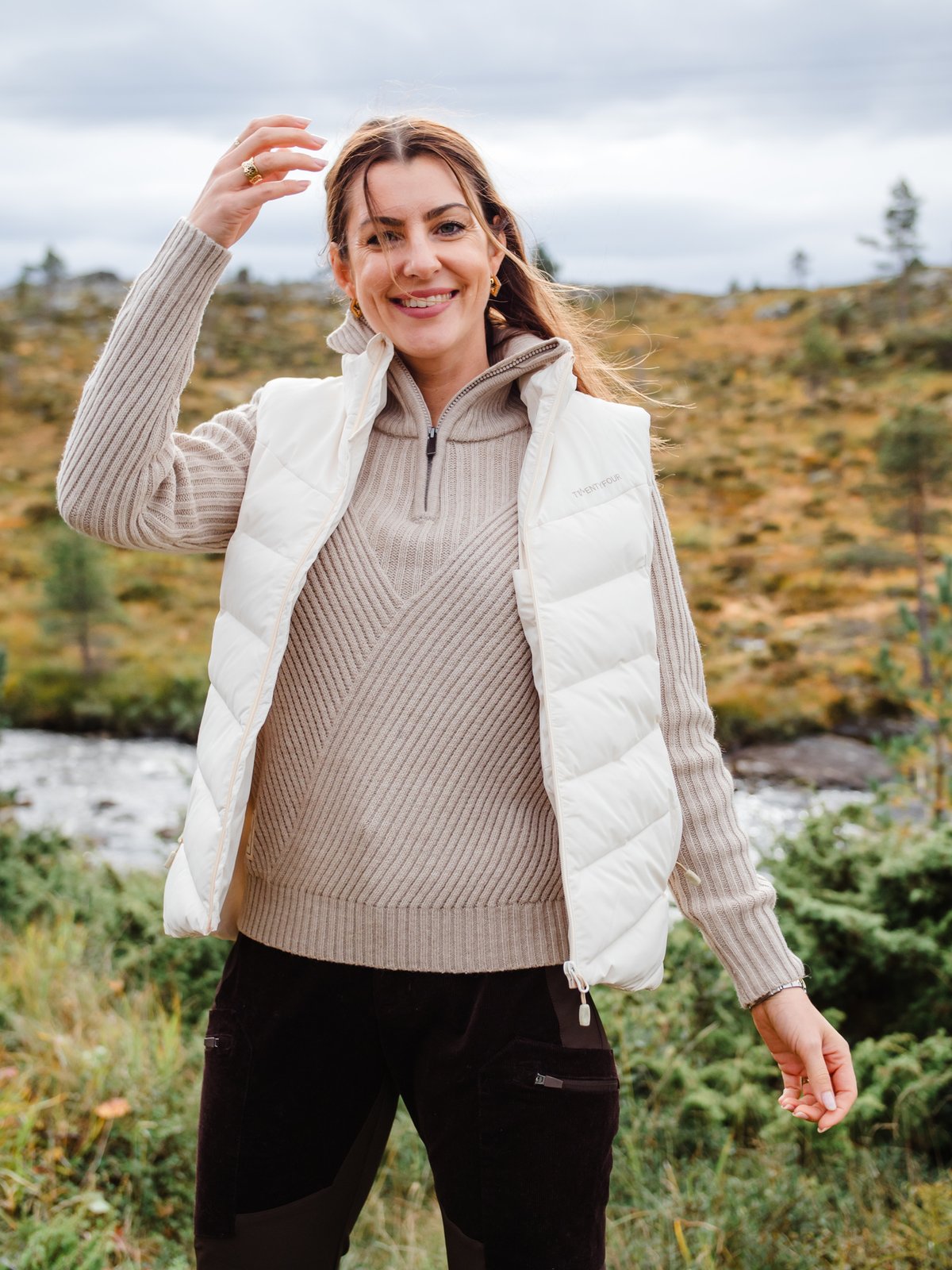 Twentyfour Finse Una Knit Sweater Beige