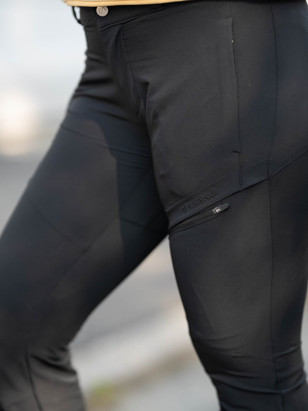 Twentyfour Flåm 2.0 Light Softshell Bukse Sort