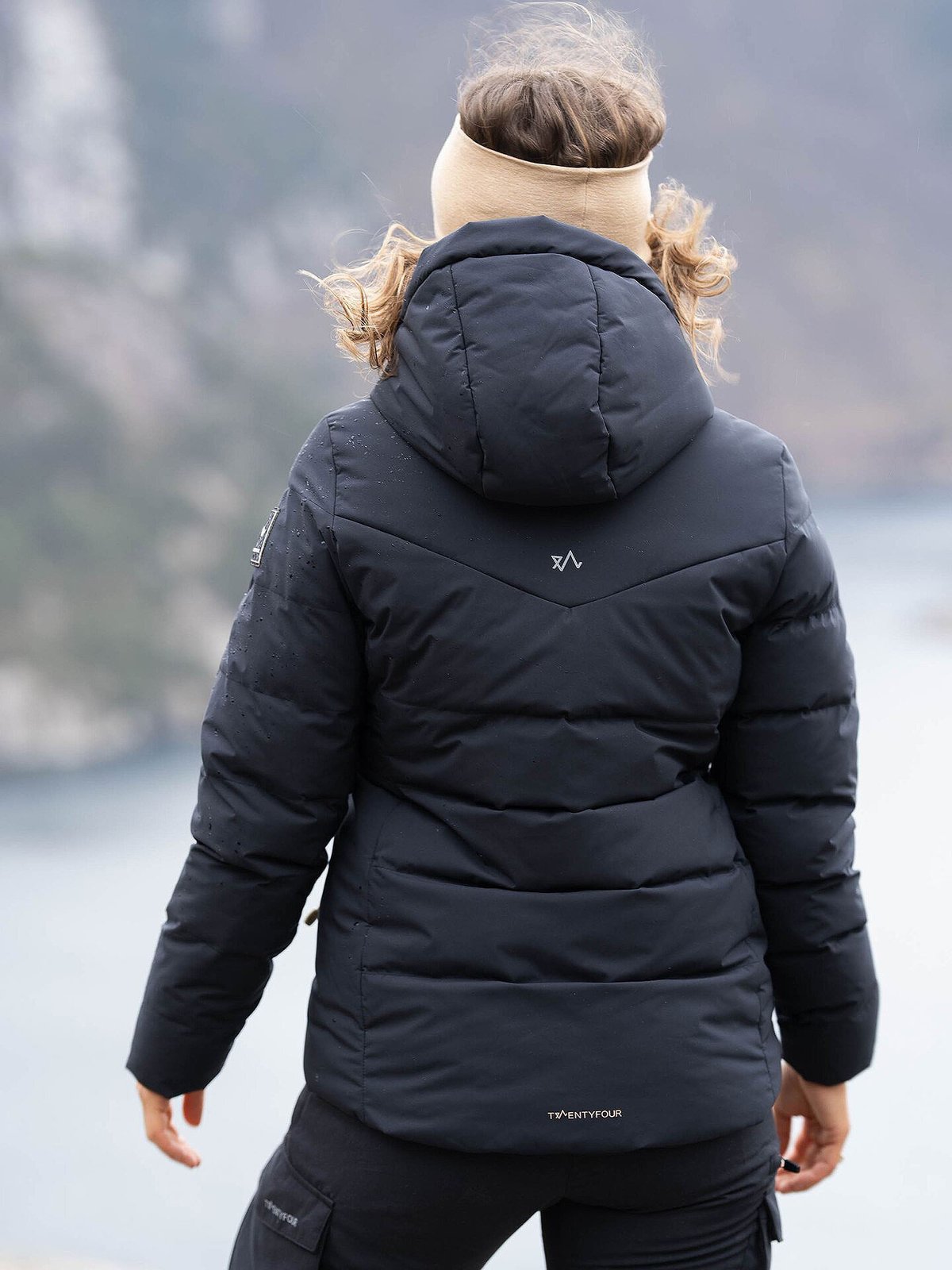 Twentyfour Finse Origin Dunjakke Skyggesort