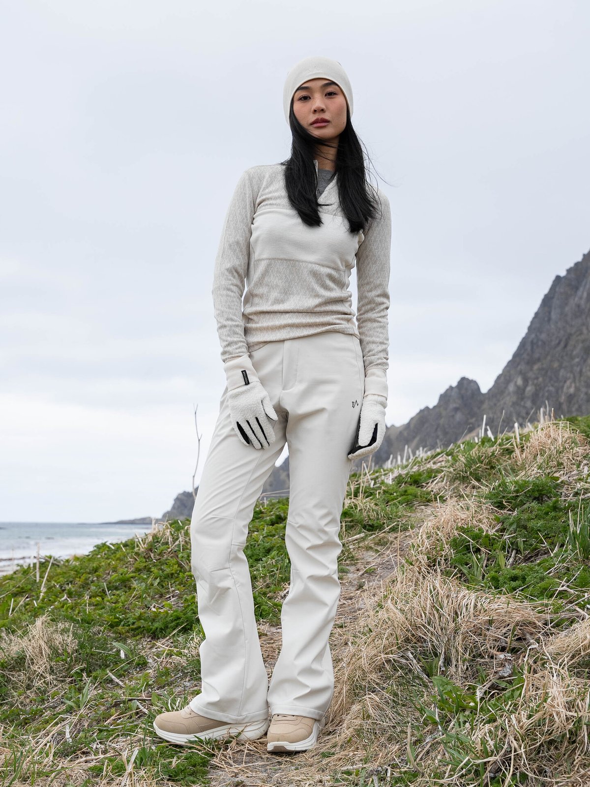 Twentyfour Aurora Aya Ull Half Zip Gråhvit