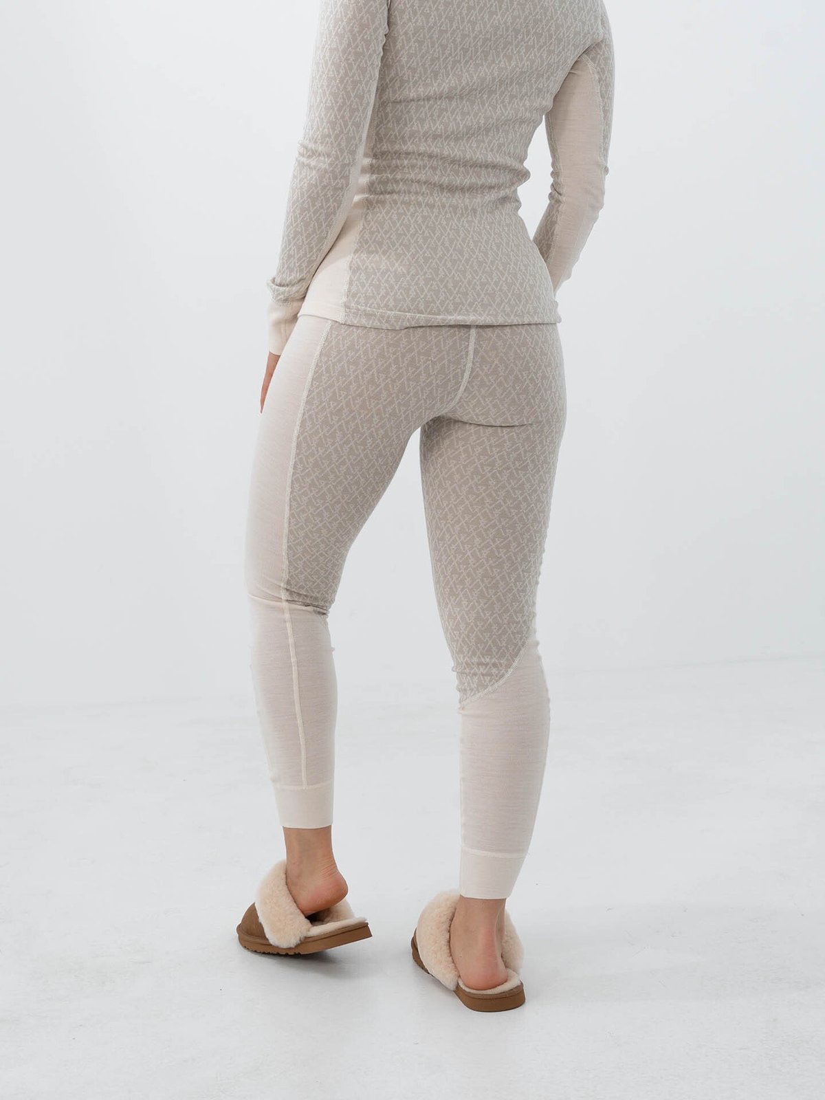 Twentyfour Aurora Aya Ulltights Gråhvit