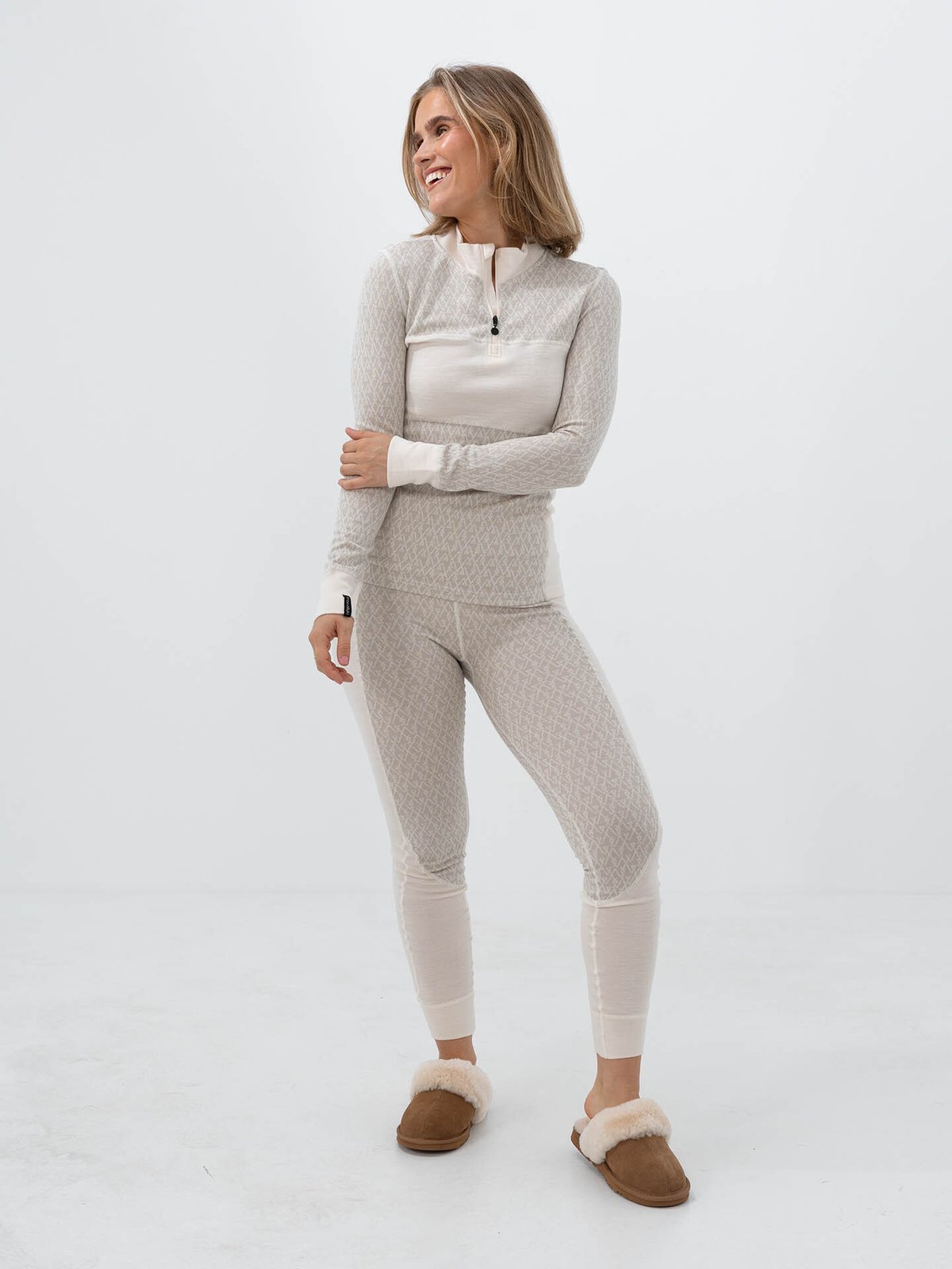 Twentyfour Aurora Aya Ulltights Gråhvit