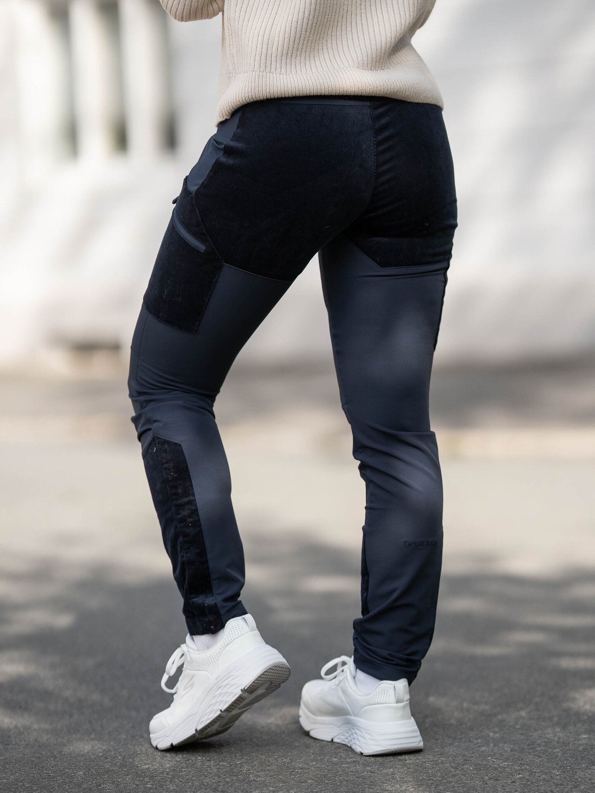 Twentyfour Finse Shape Cordbukse Blekkblå