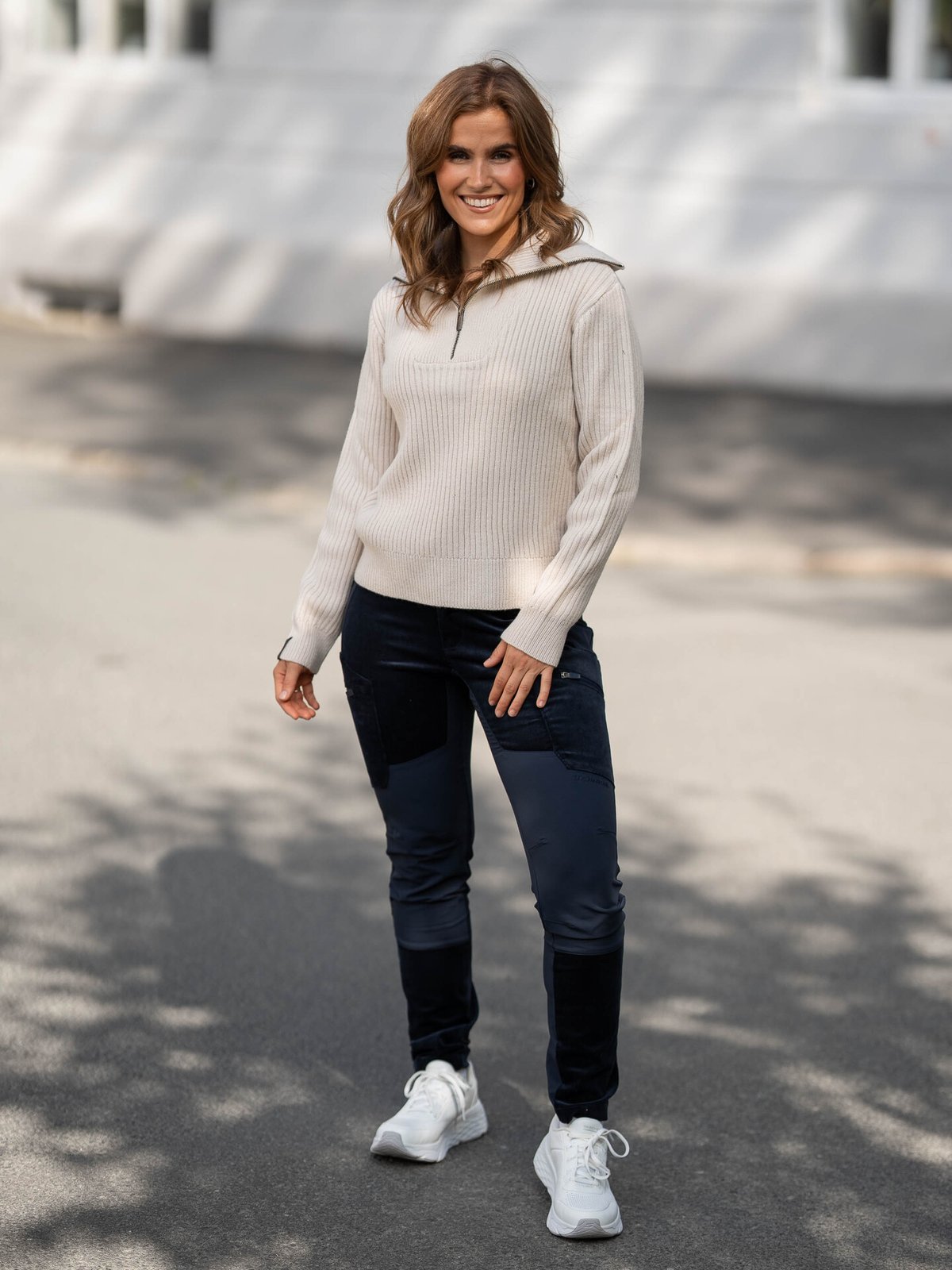 Twentyfour Finse Shape Cordbukse Blekkblå