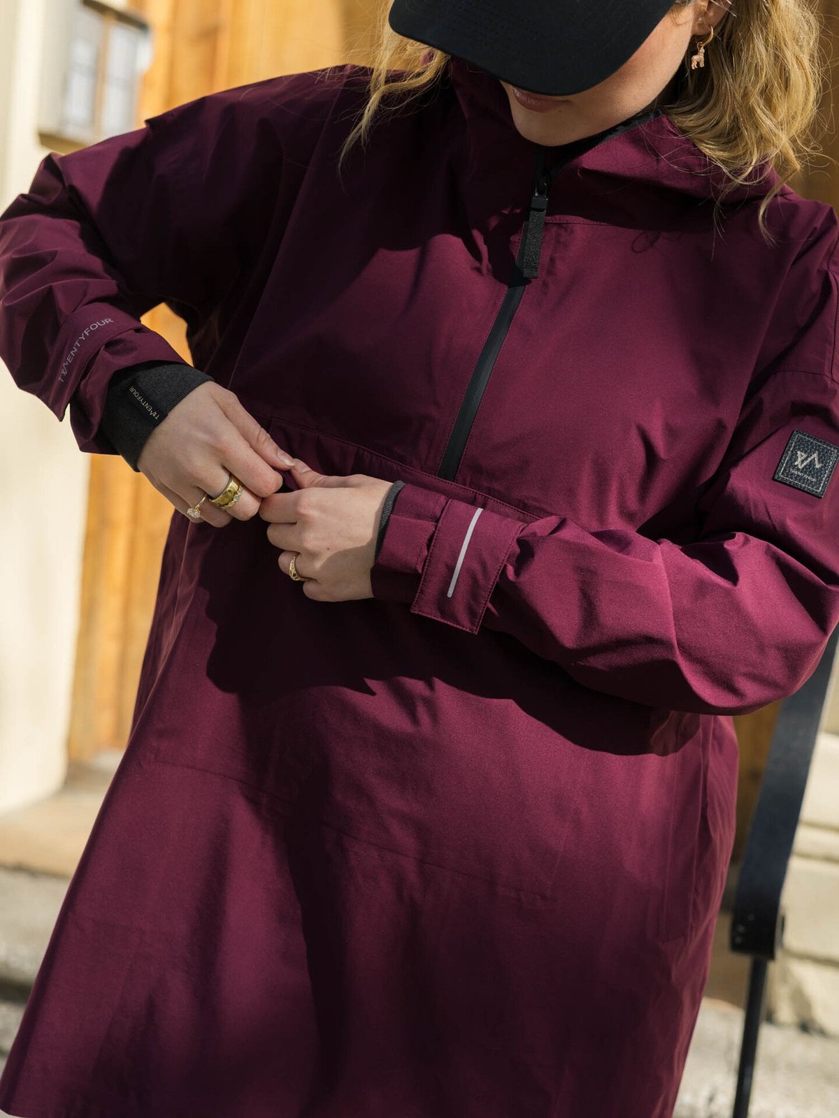 Twentyfour Mode 3-Lags Poncho Mørk Burgunder