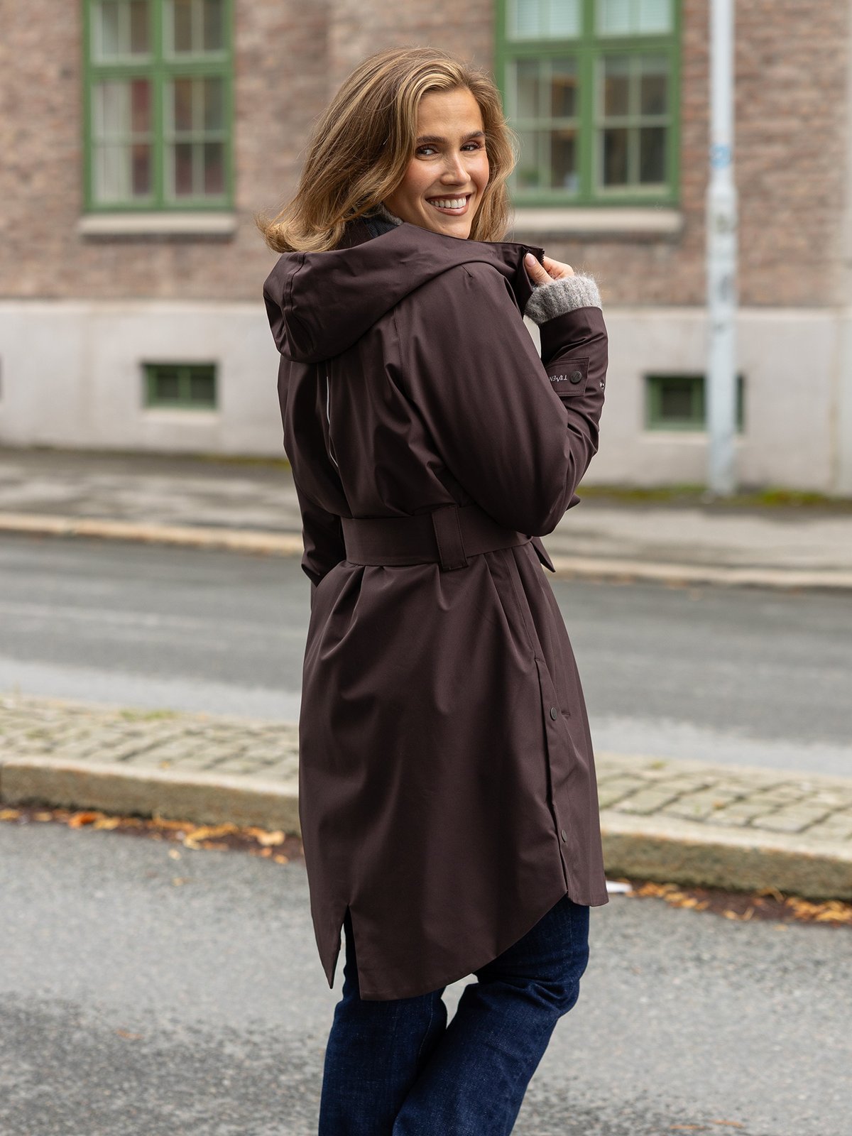 Twentyfour Mode 2-lags Cape Mørk Brun