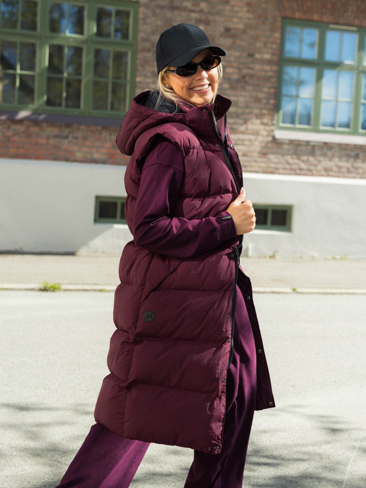 Twentyfour Mode Eva Puffy Vest Mørk Burgunder