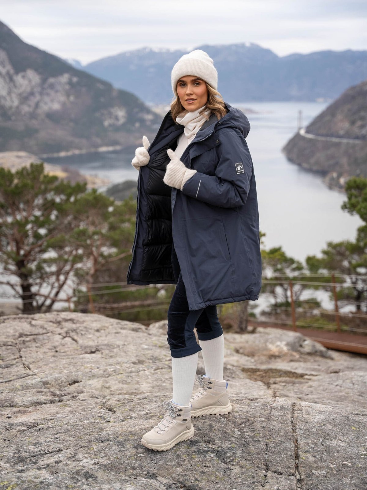 Twentyfour Finse Dunparkas Blekkblå