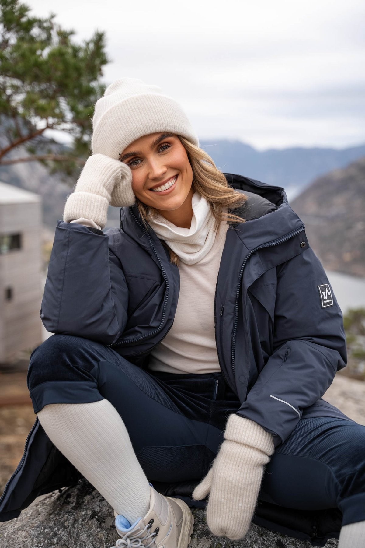 Twentyfour Finse Dunparkas Blekkblå