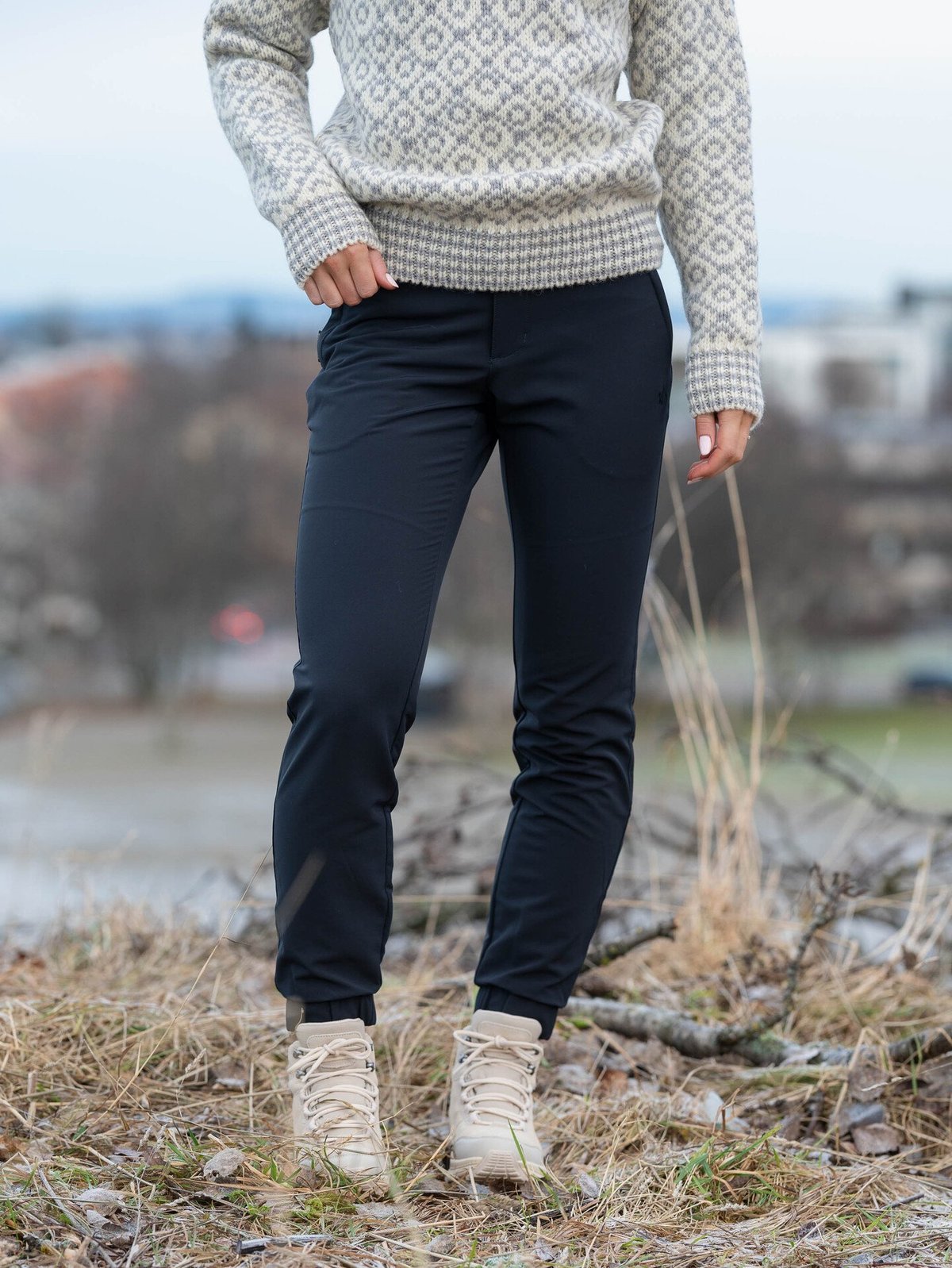 Twentyfour Mode Warm Light Softshell bukse Sort