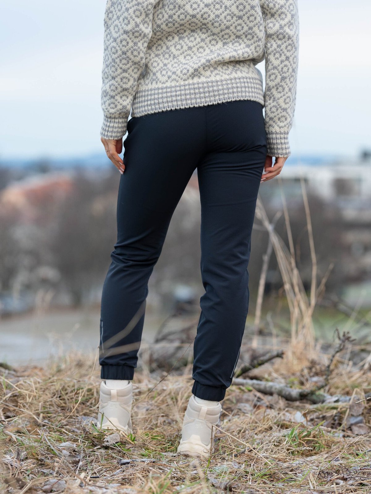 Twentyfour Mode Warm Light Softshell bukse Sort