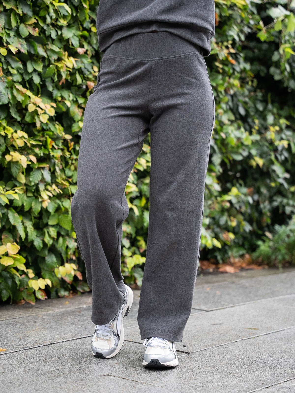 Twentyfour Mode Cozy Sweatpant Sort