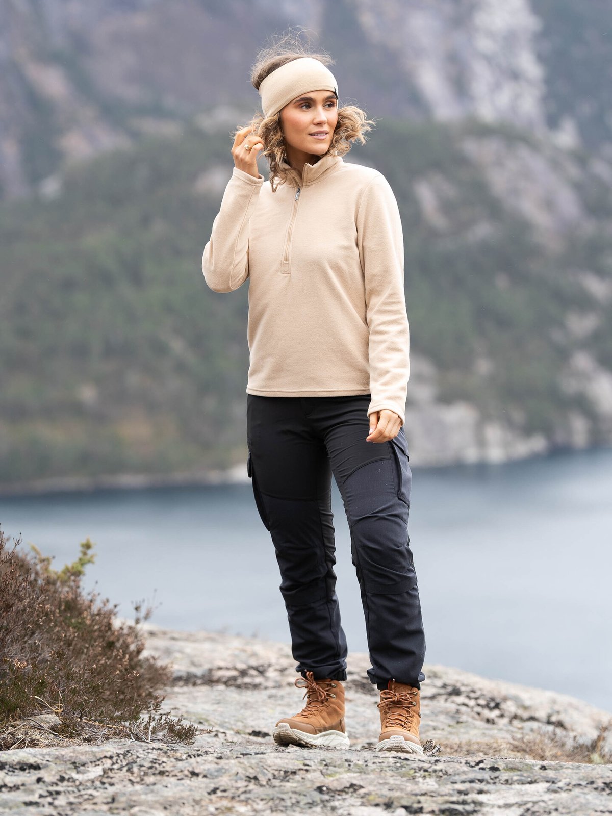 Twentyfour Finse Trek Bukse Sort