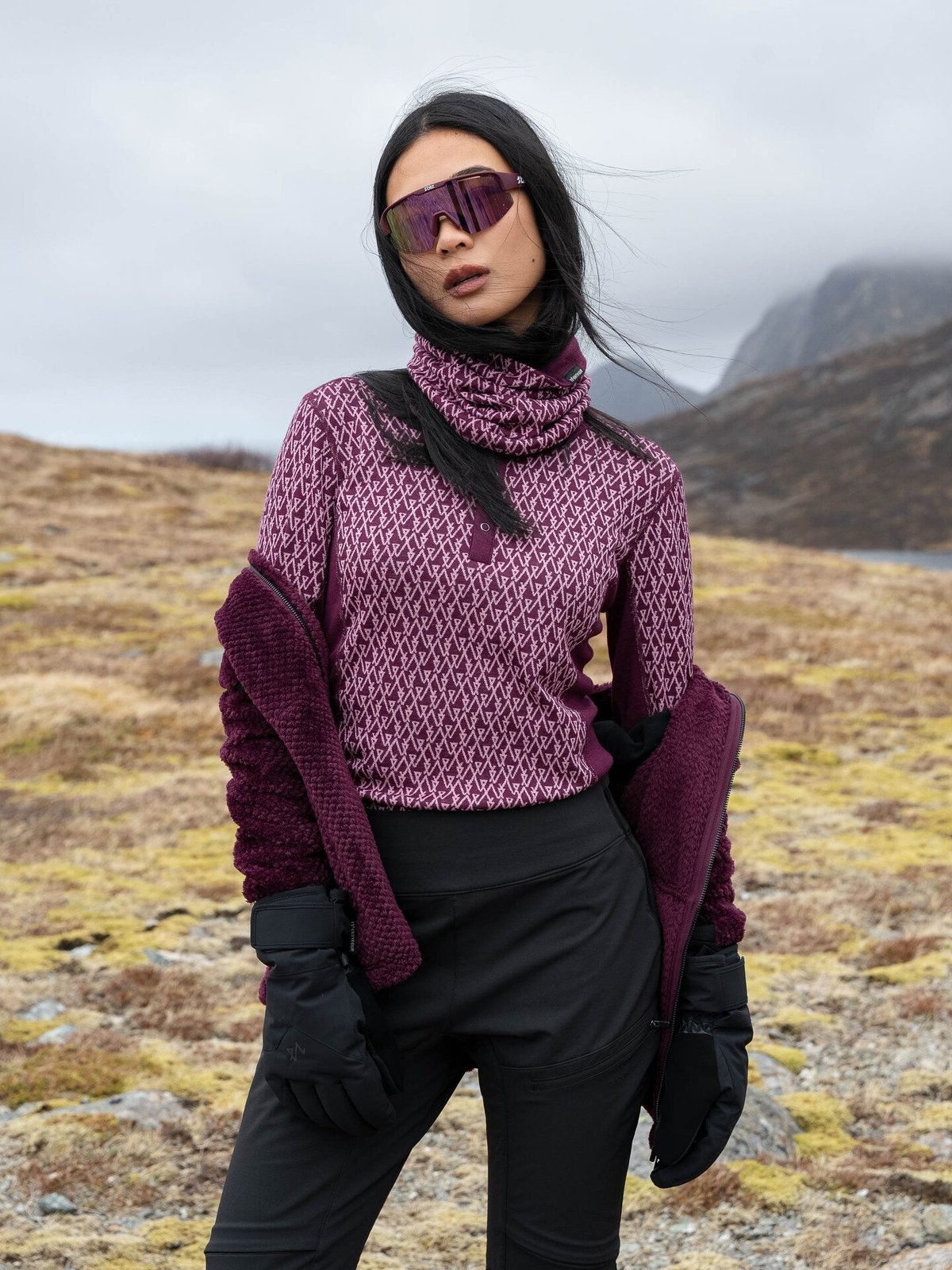 Twentyfour Finse 2W Ullhals Mørk Burgunder