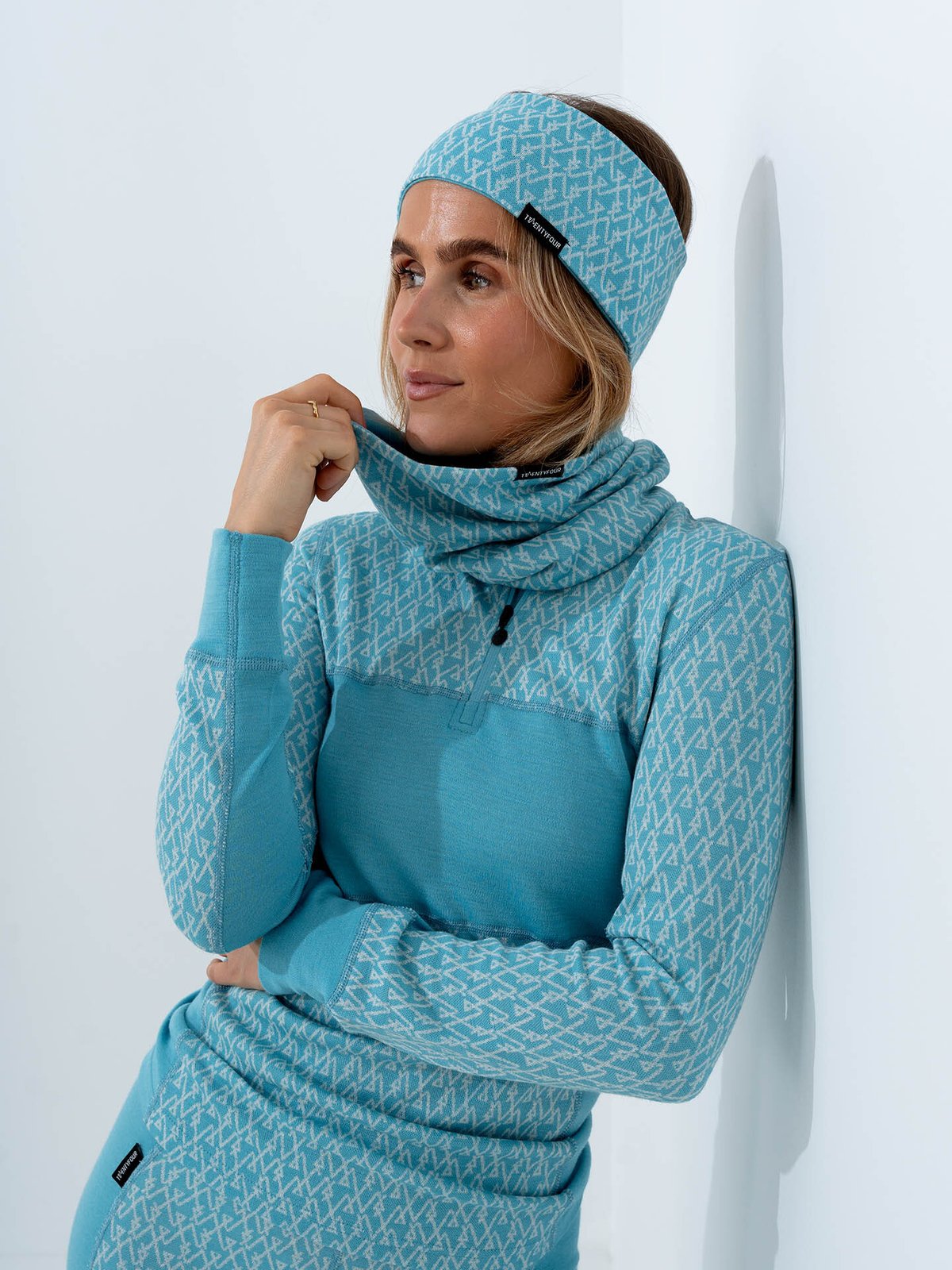 Twentyfour Finse 2W Ullhals Retro Blå