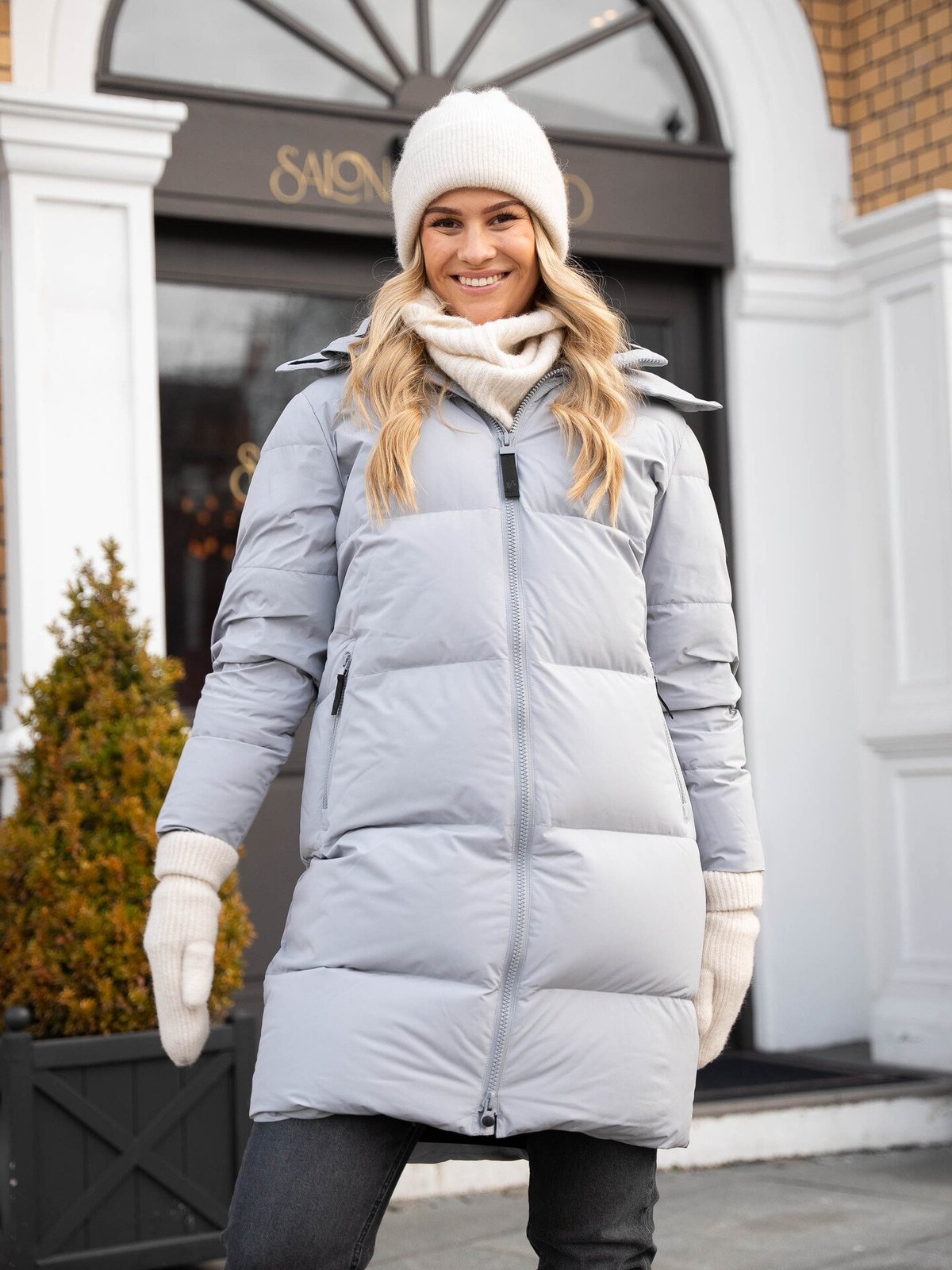 Twentyfour Mode Maya Hals Gråhvit