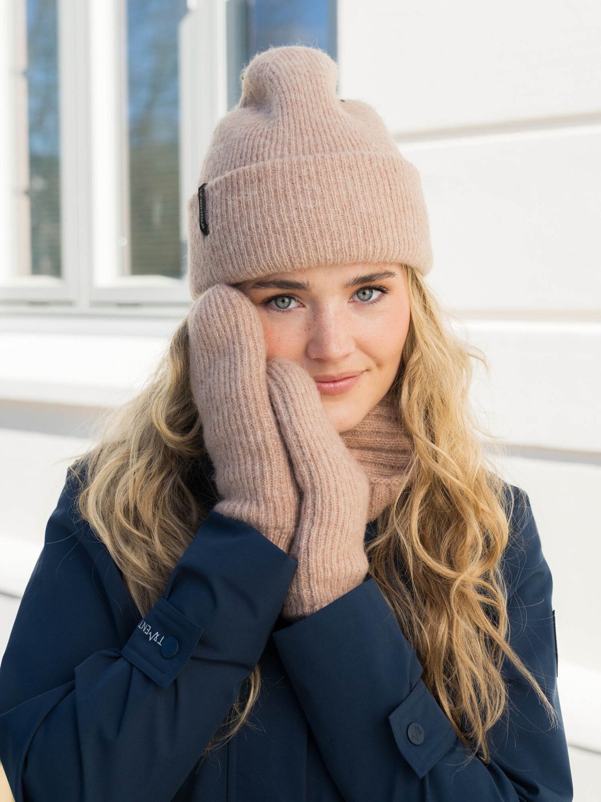 Twentyfour Mode Maya Strikkevott Mørk Beige