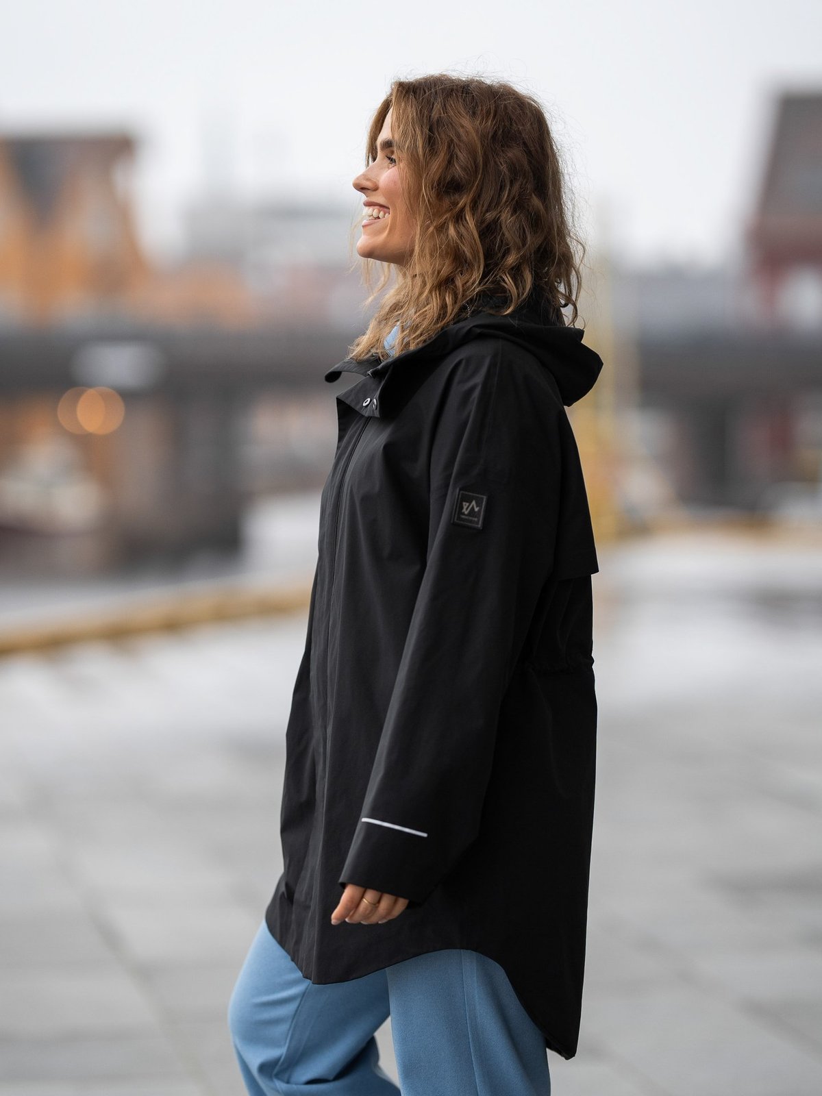 Twentyfour Mode Cape Sort