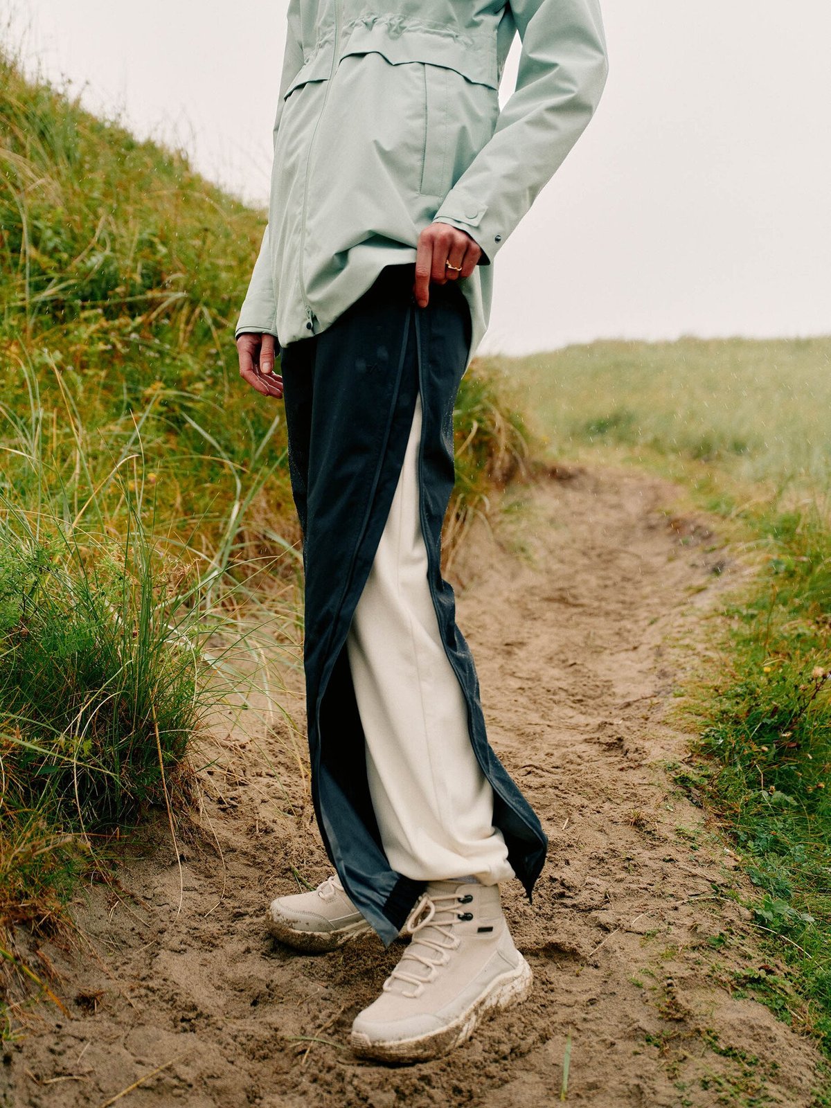 Twentyfour Mode Loosefit Skallbukse Sort