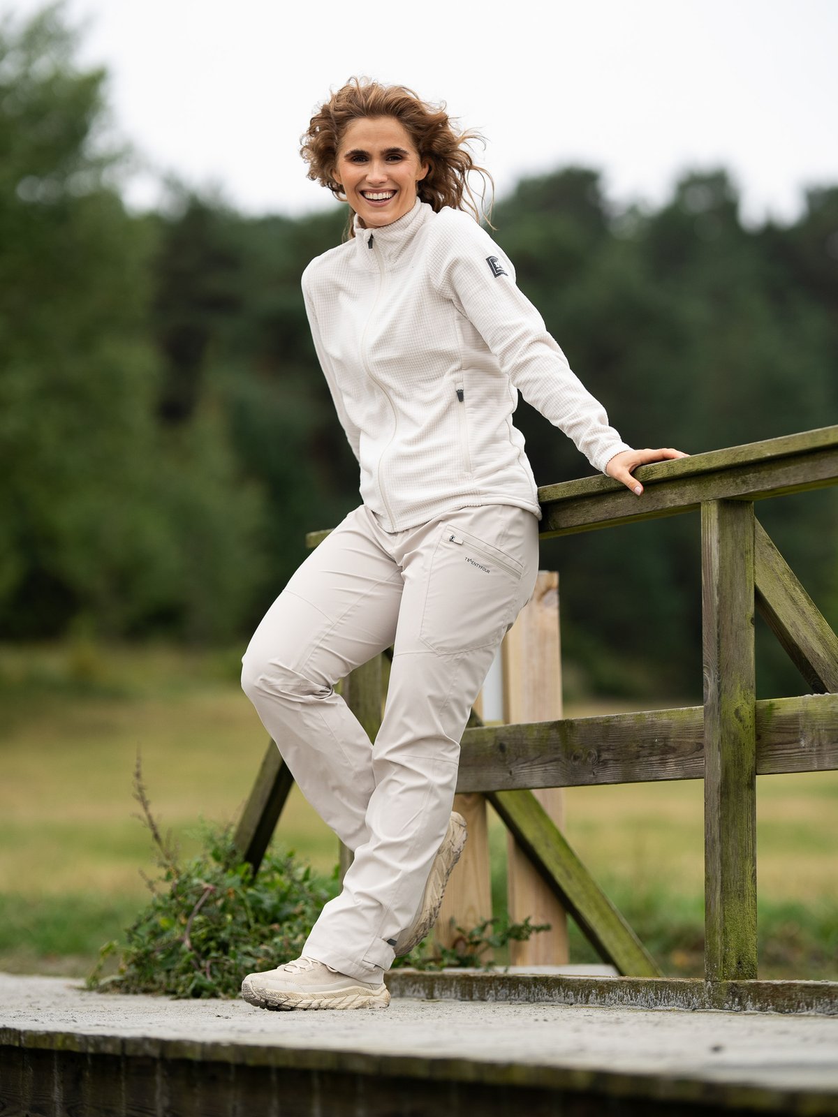 Twentyfour Venture Light Fleece LZ Gråhvit