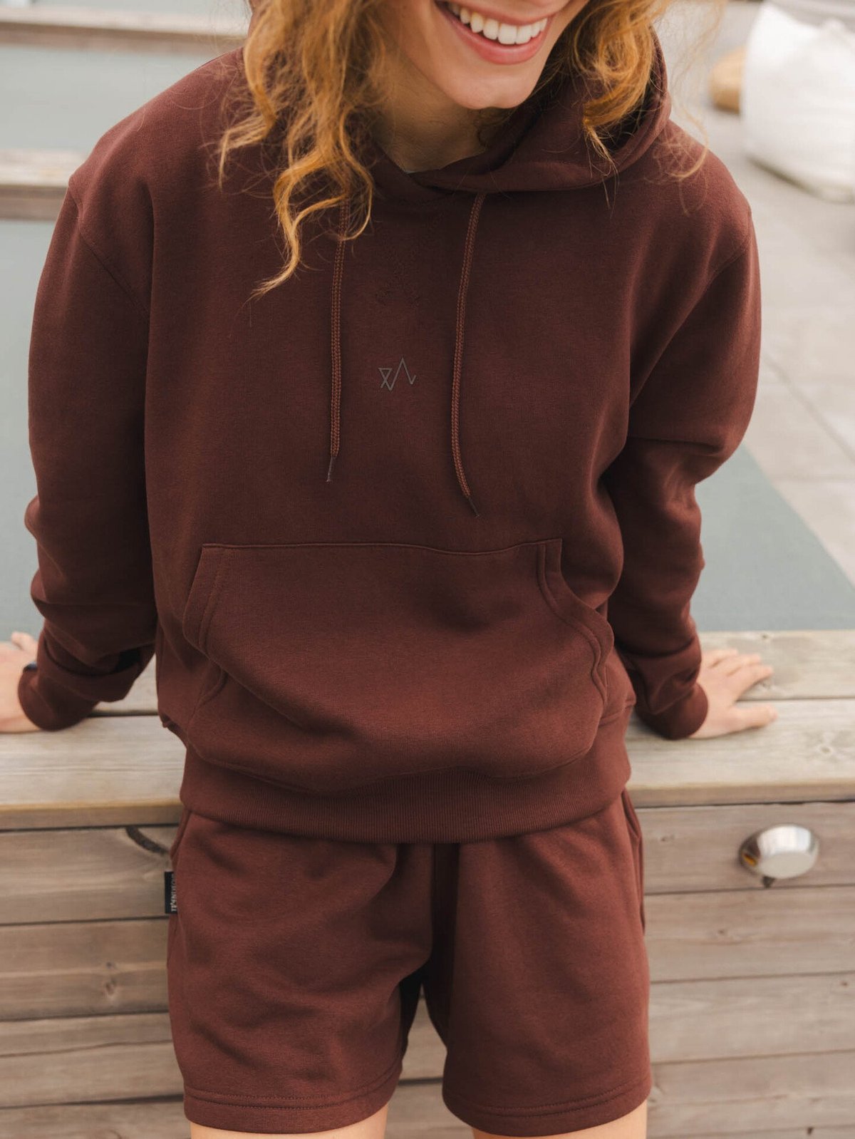 Twentyfour & Hoodie Brun