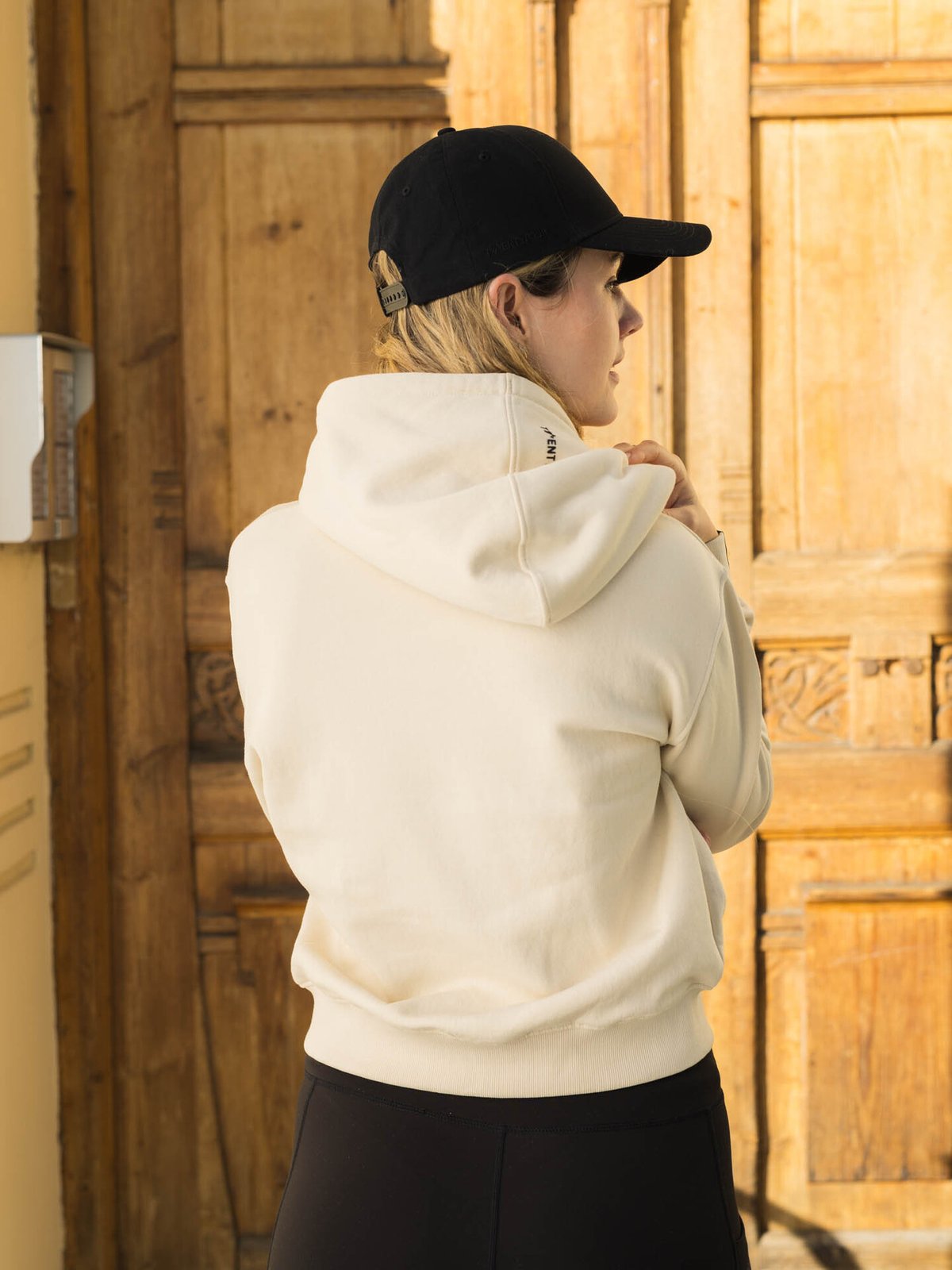 Twentyfour & Hoodie Gråhvit