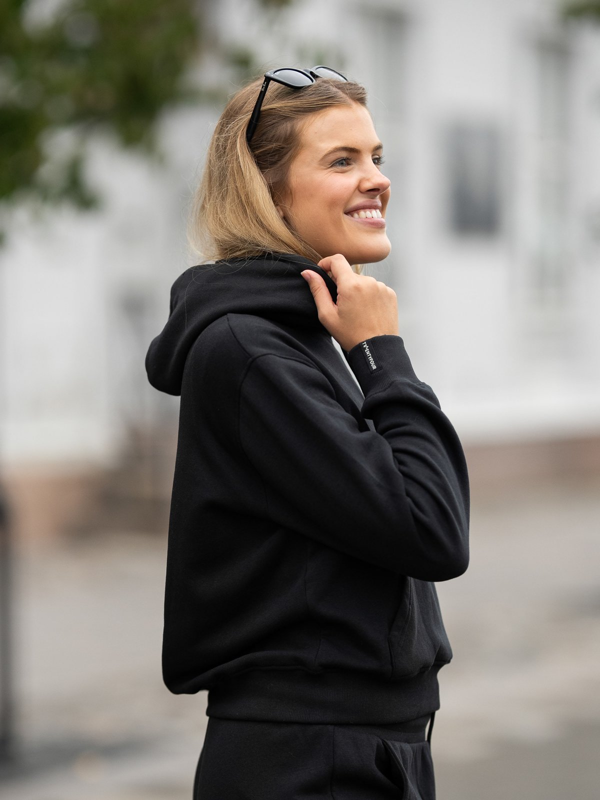 Twentyfour & Hoodie Sort